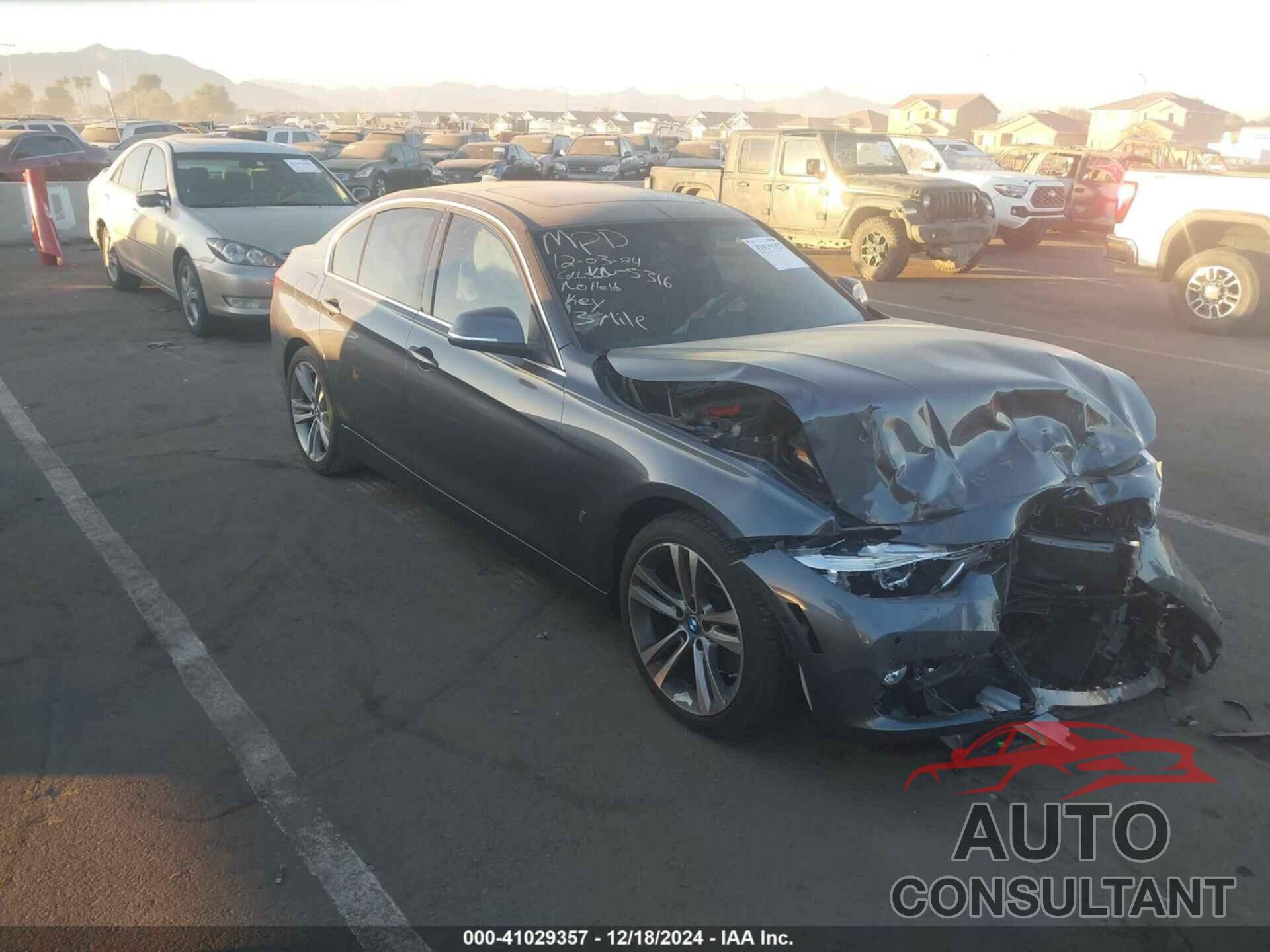 BMW 330E 2017 - WBA8E1C58HK895316