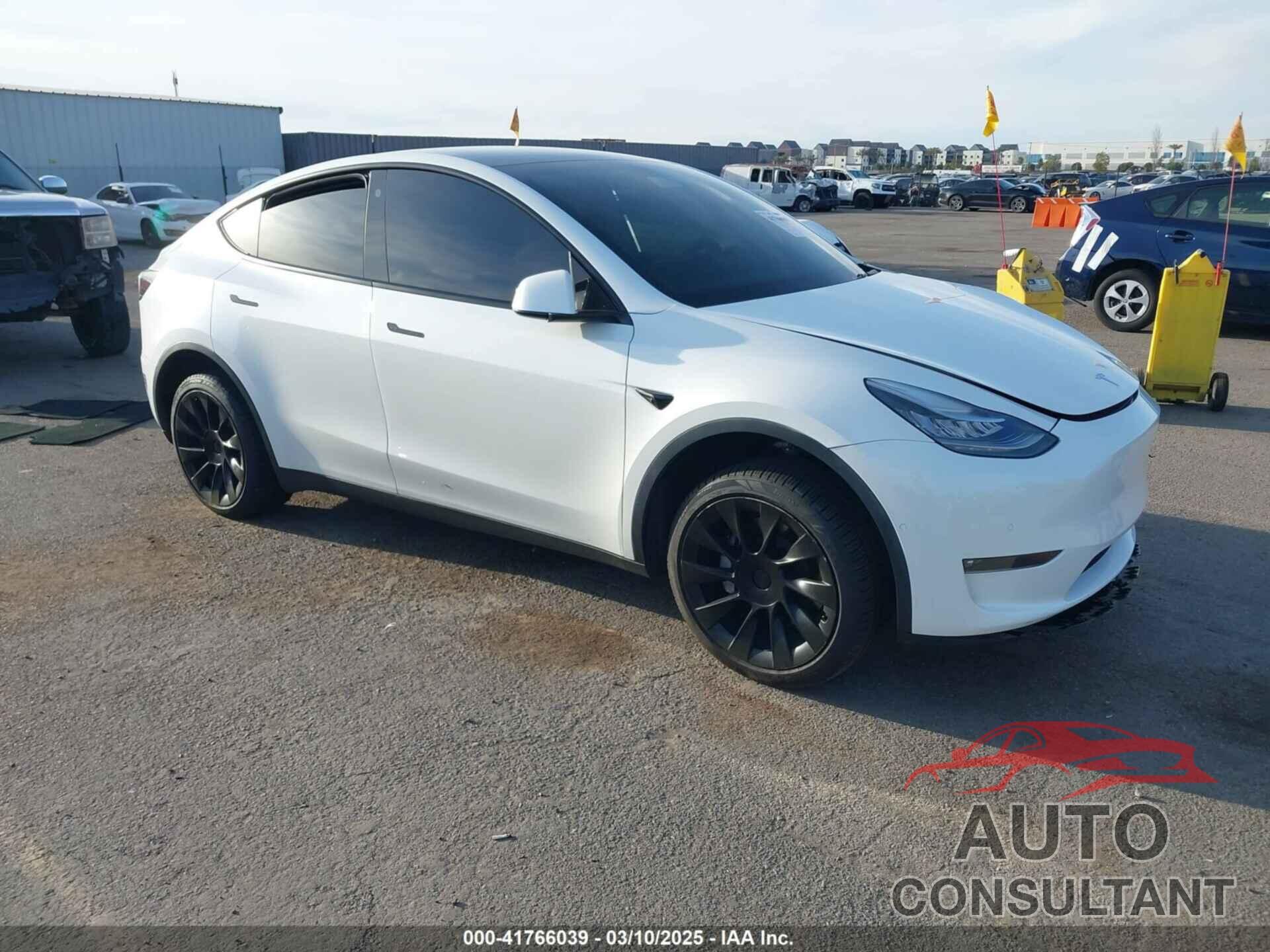TESLA MODEL Y 2021 - 5YJYGDEE9MF149217