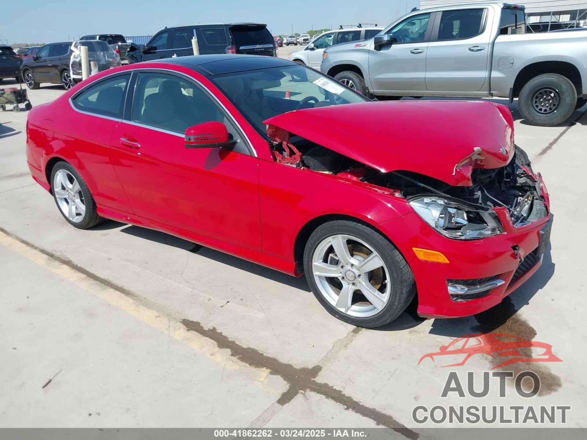 MERCEDES-BENZ C 250 2013 - WDDGJ4HB3DG011781