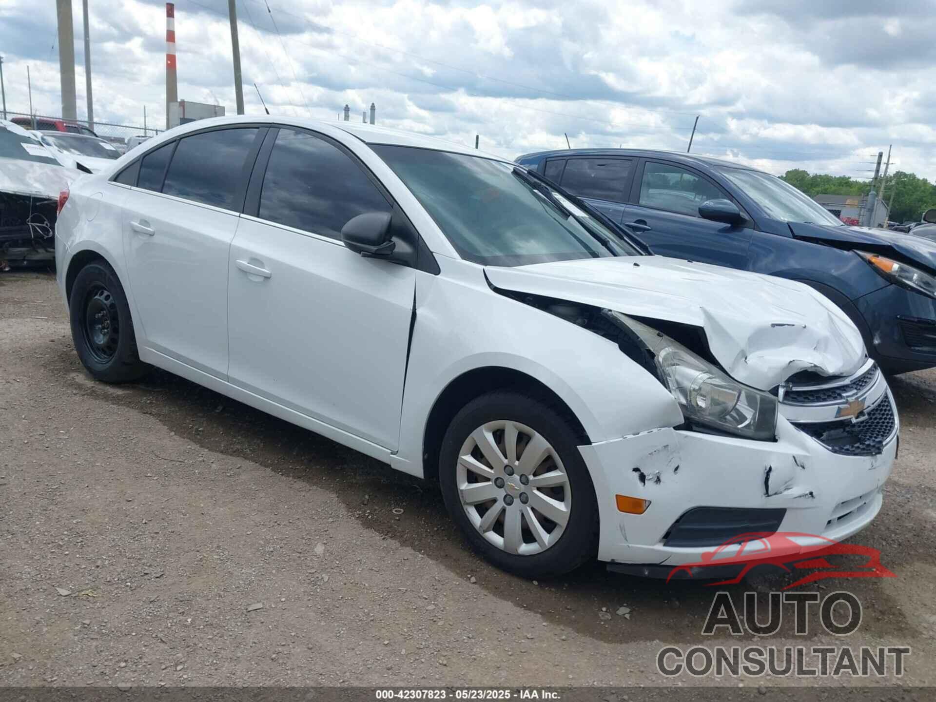 CHEVROLET CRUZE 2011 - 1G1PC5SH7B7193921