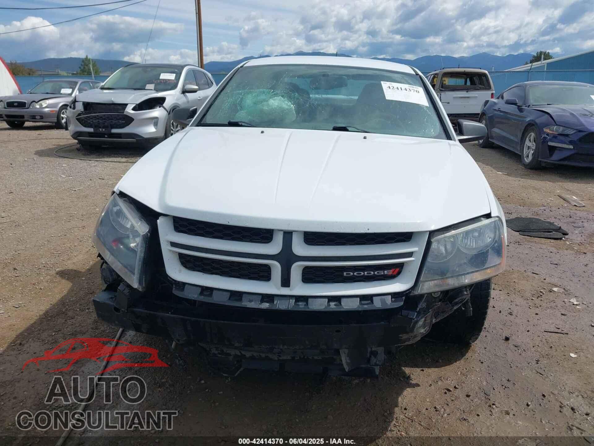 DODGE AVENGER 2013 - 1C3CDZAG2DN768724