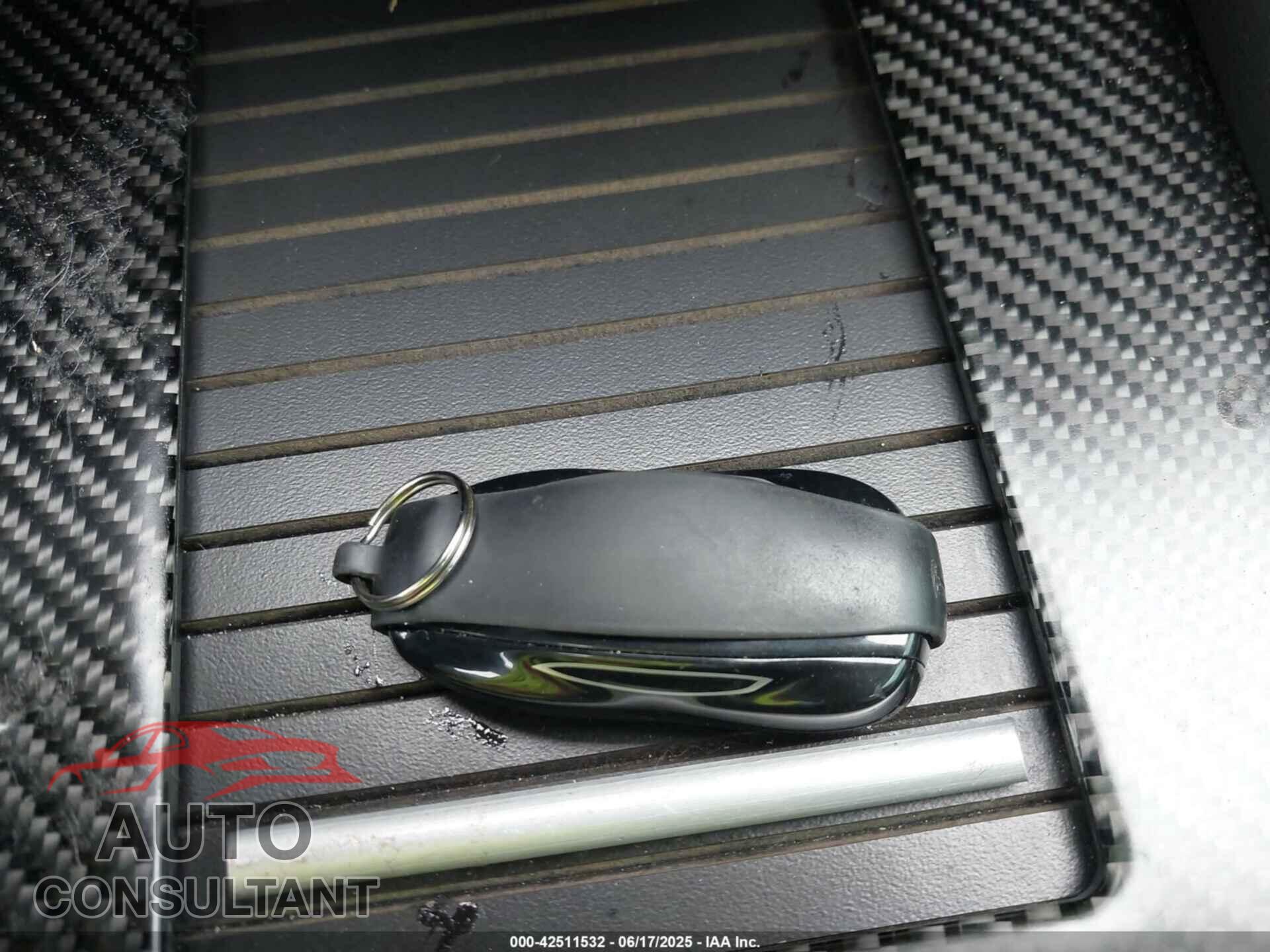 TESLA MODEL S 2013 - 5YJSA1CP9DFP20778
