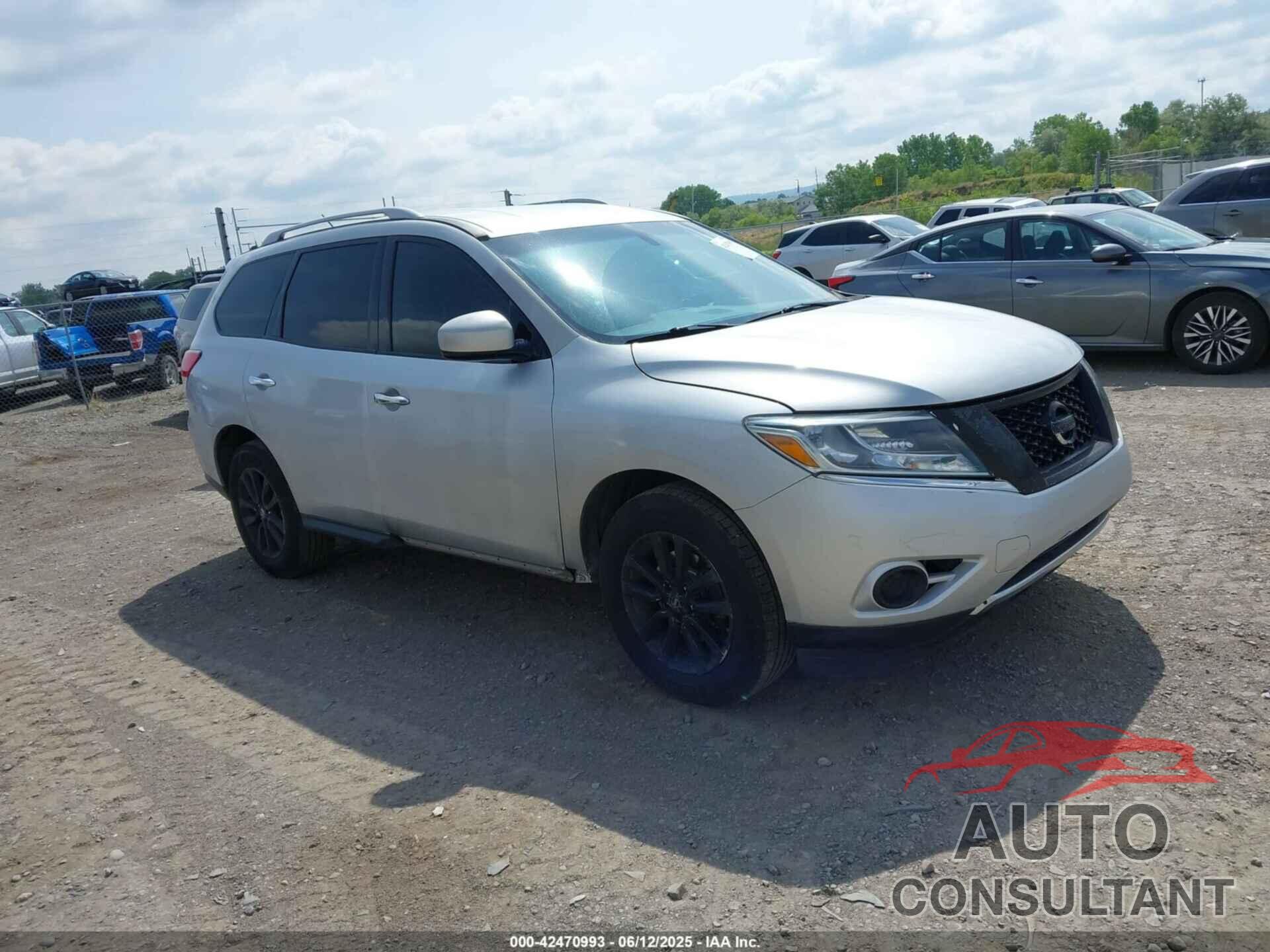 NISSAN PATHFINDER 2016 - 5N1AR2MM8GC637421