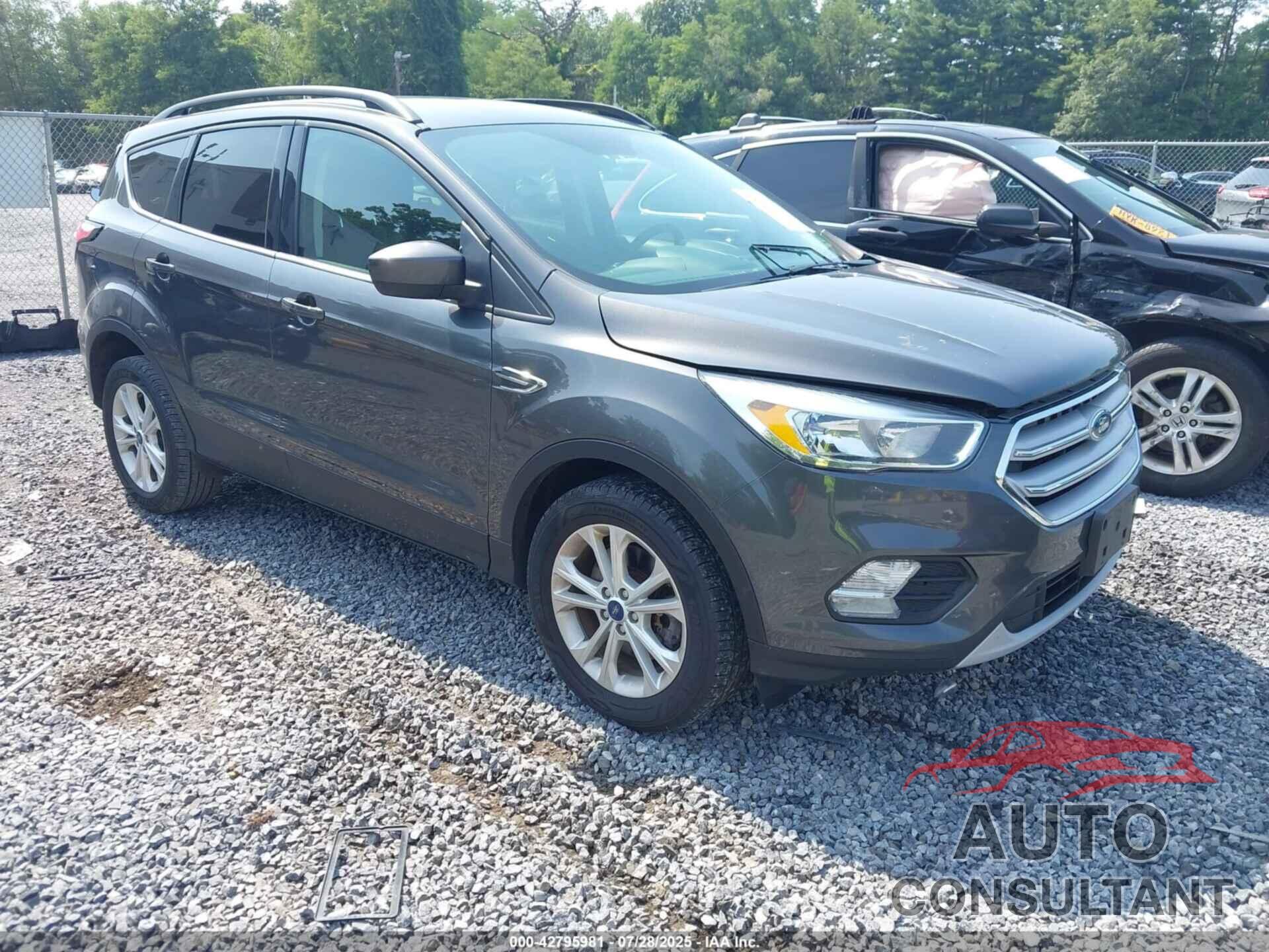 FORD ESCAPE 2018 - 1FMCU9GD8JUB65783