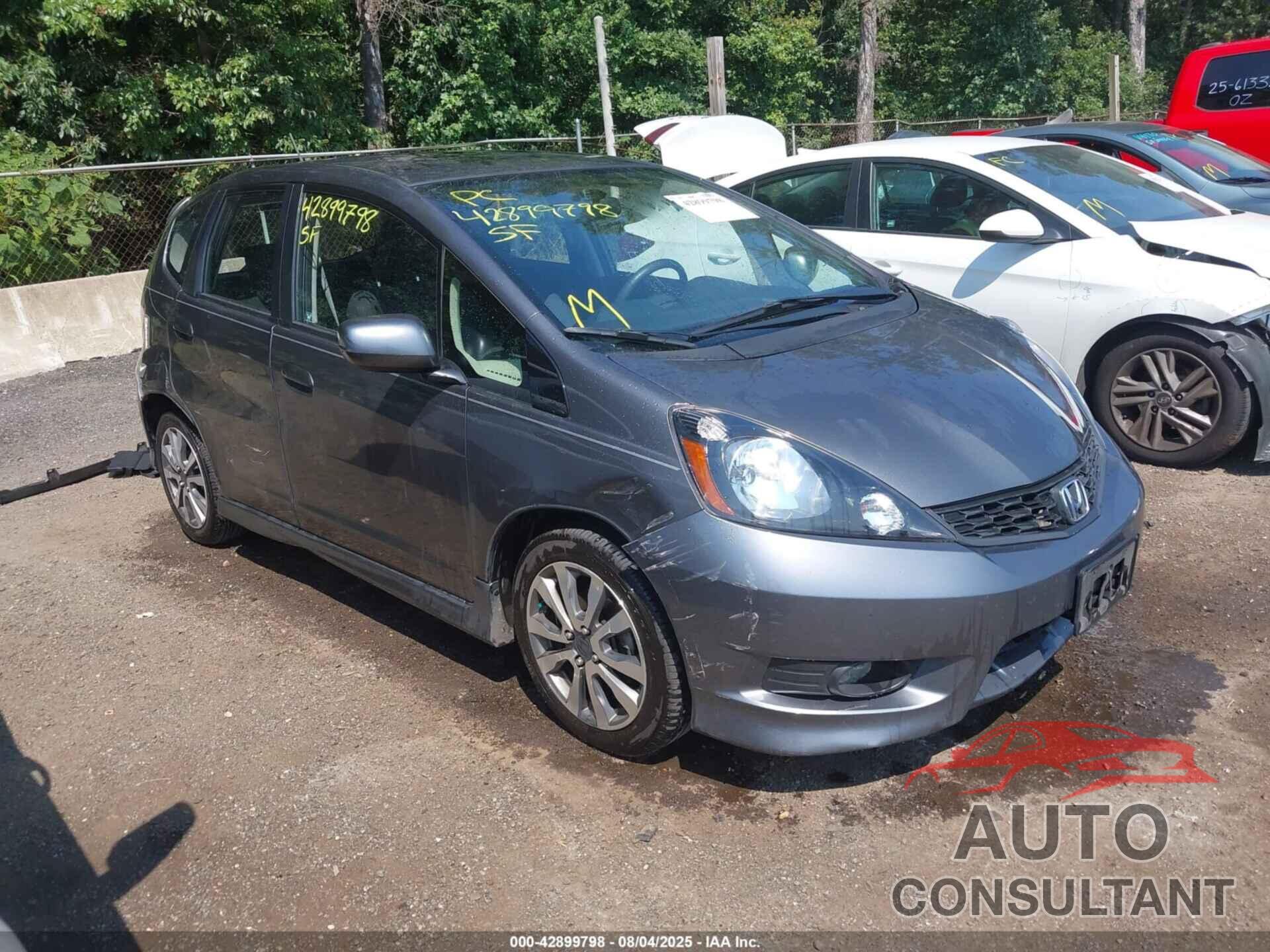 HONDA FIT 2013 - JHMGE8H52DC066373