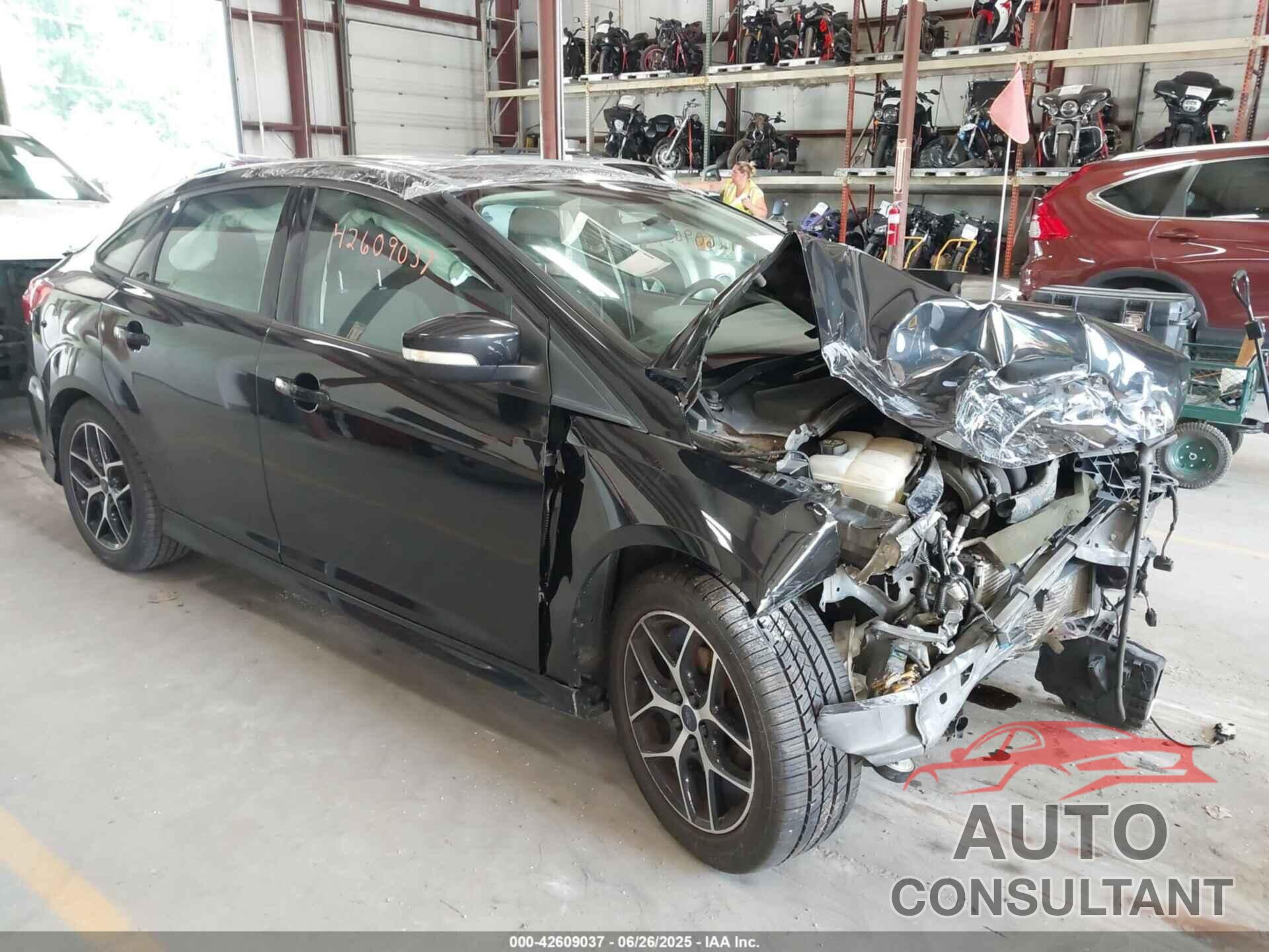 FORD FOCUS 2015 - 1FADP3F22FL268696