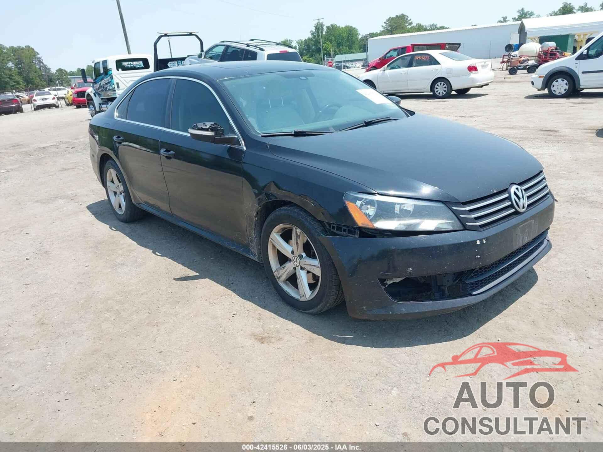 VOLKSWAGEN PASSAT 2013 - 1VWBP7A32DC102441