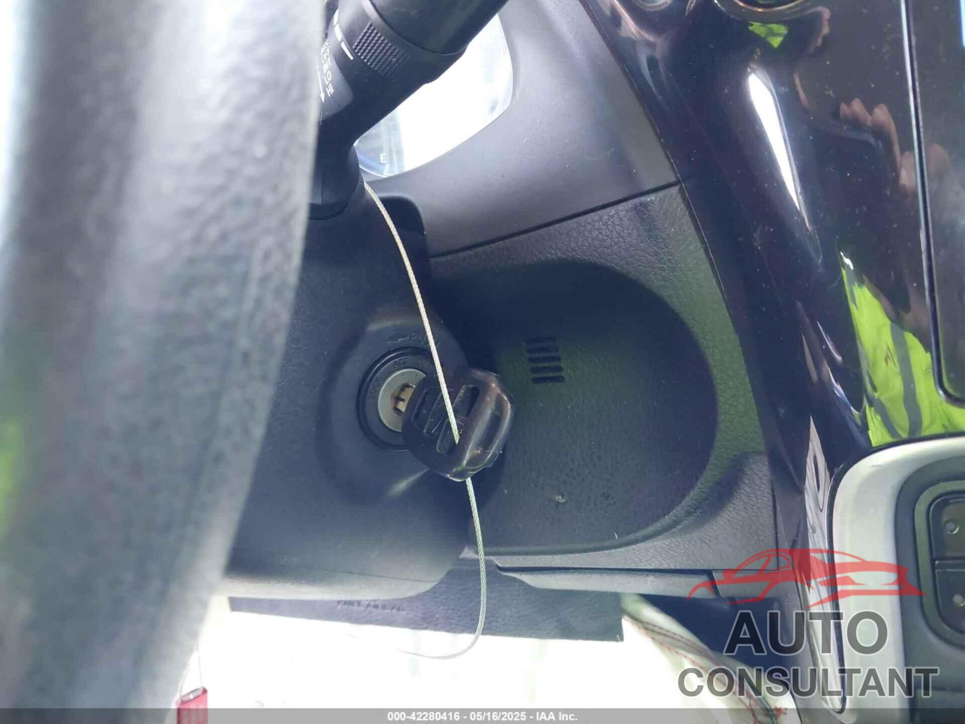 TOYOTA COROLLA 2019 - 5YFBURHE5KP945830