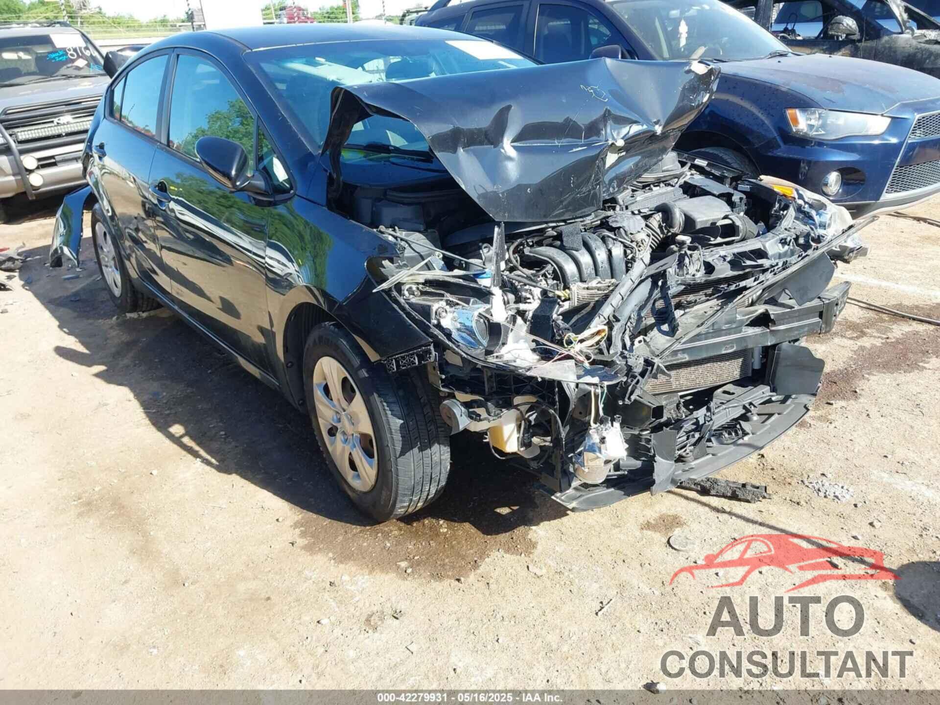 KIA FORTE 2015 - KNAFK4A65F5257579