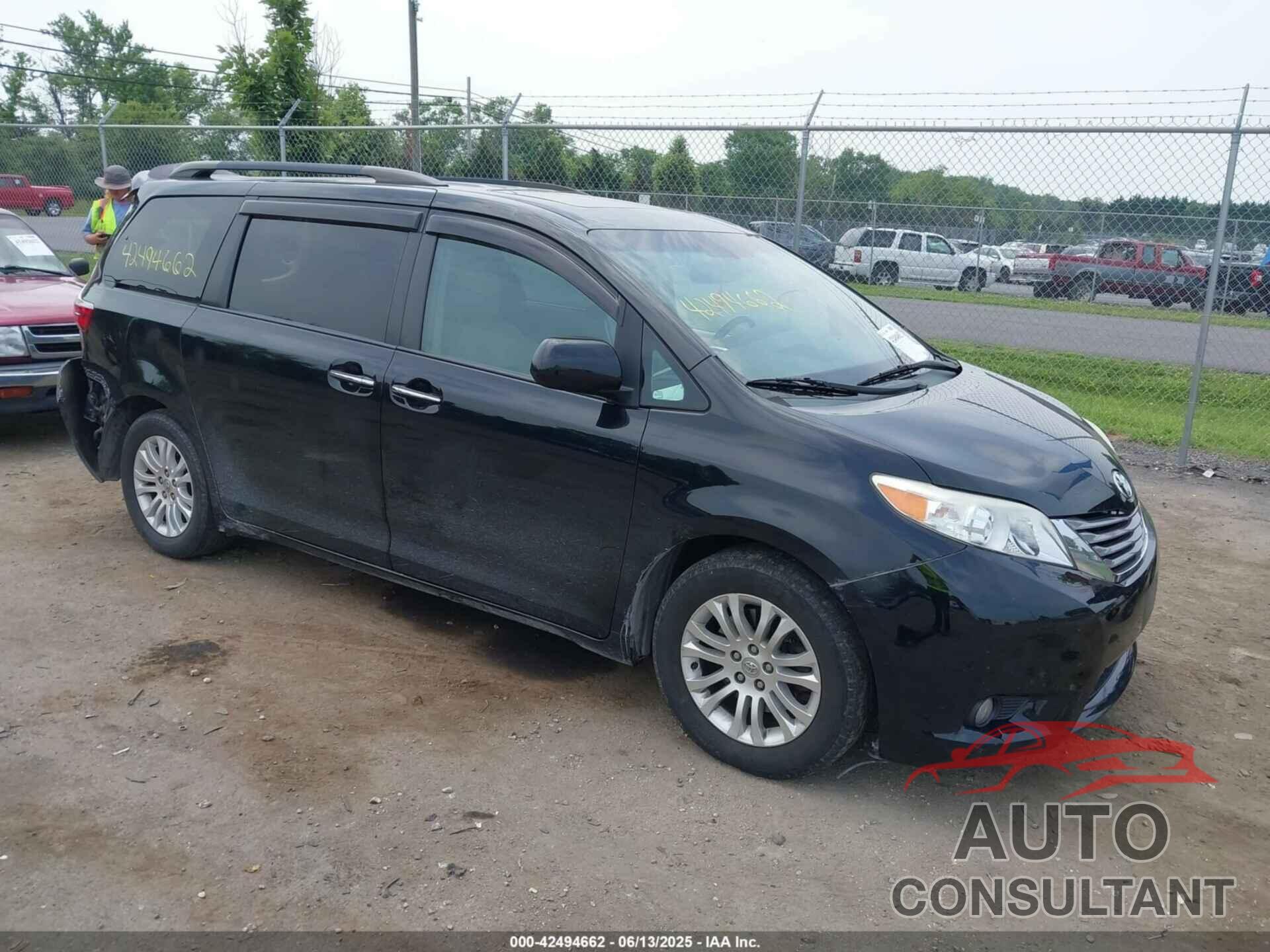 TOYOTA SIENNA 2016 - 5TDYK3DC9GS706815