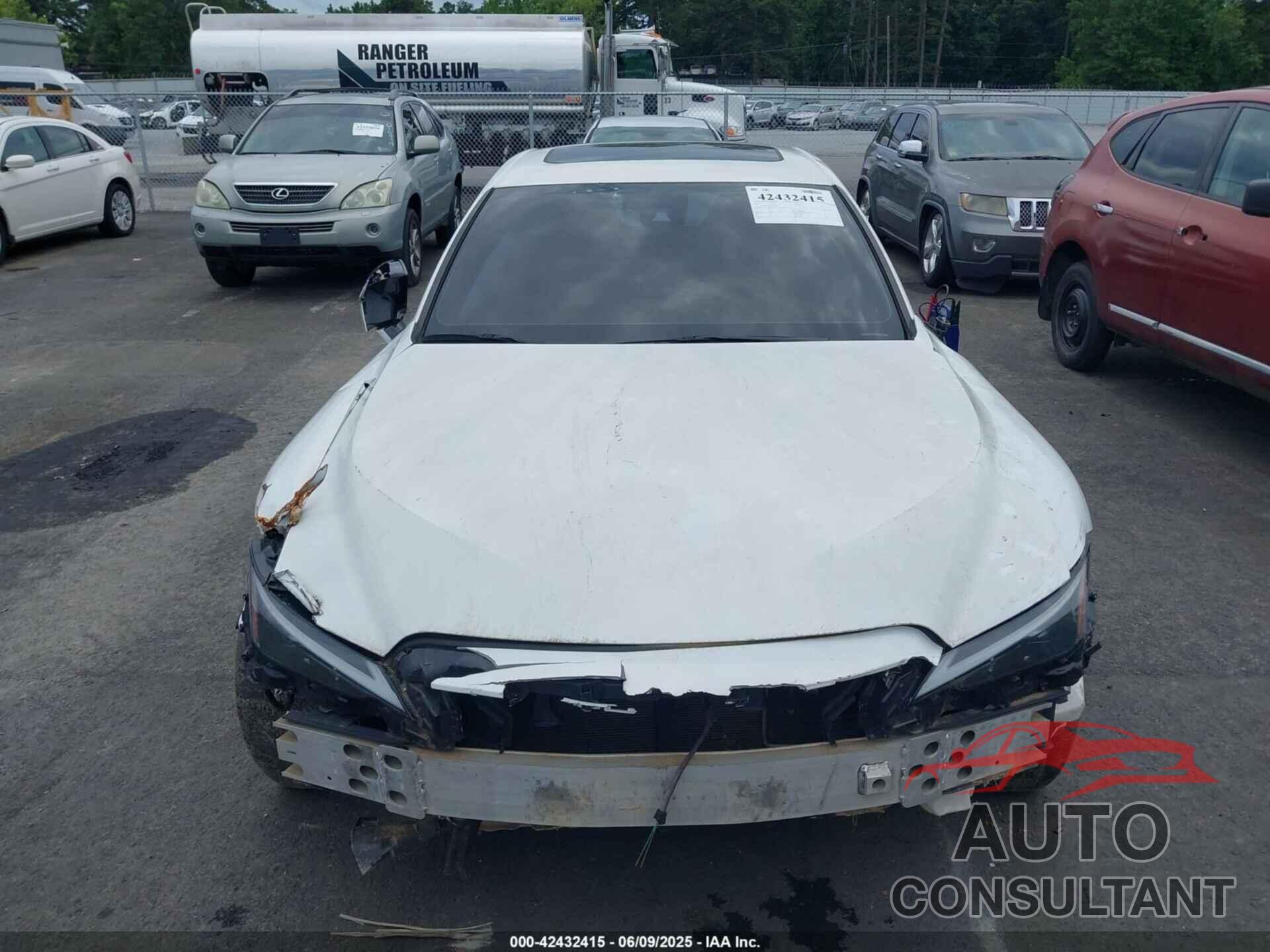 LEXUS IS 350 2021 - JTHGZ1E26M5020720