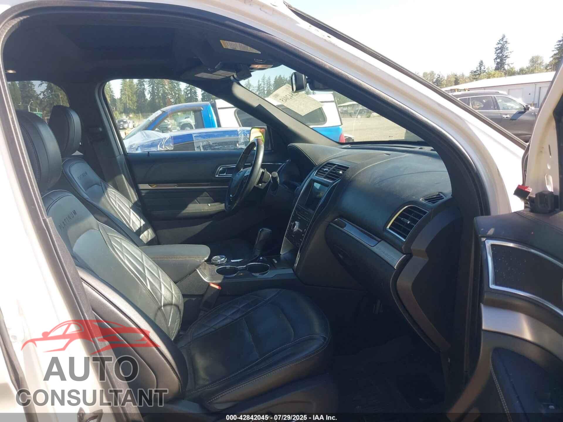 FORD EXPLORER 2018 - 1FM5K8HT7JGB57560