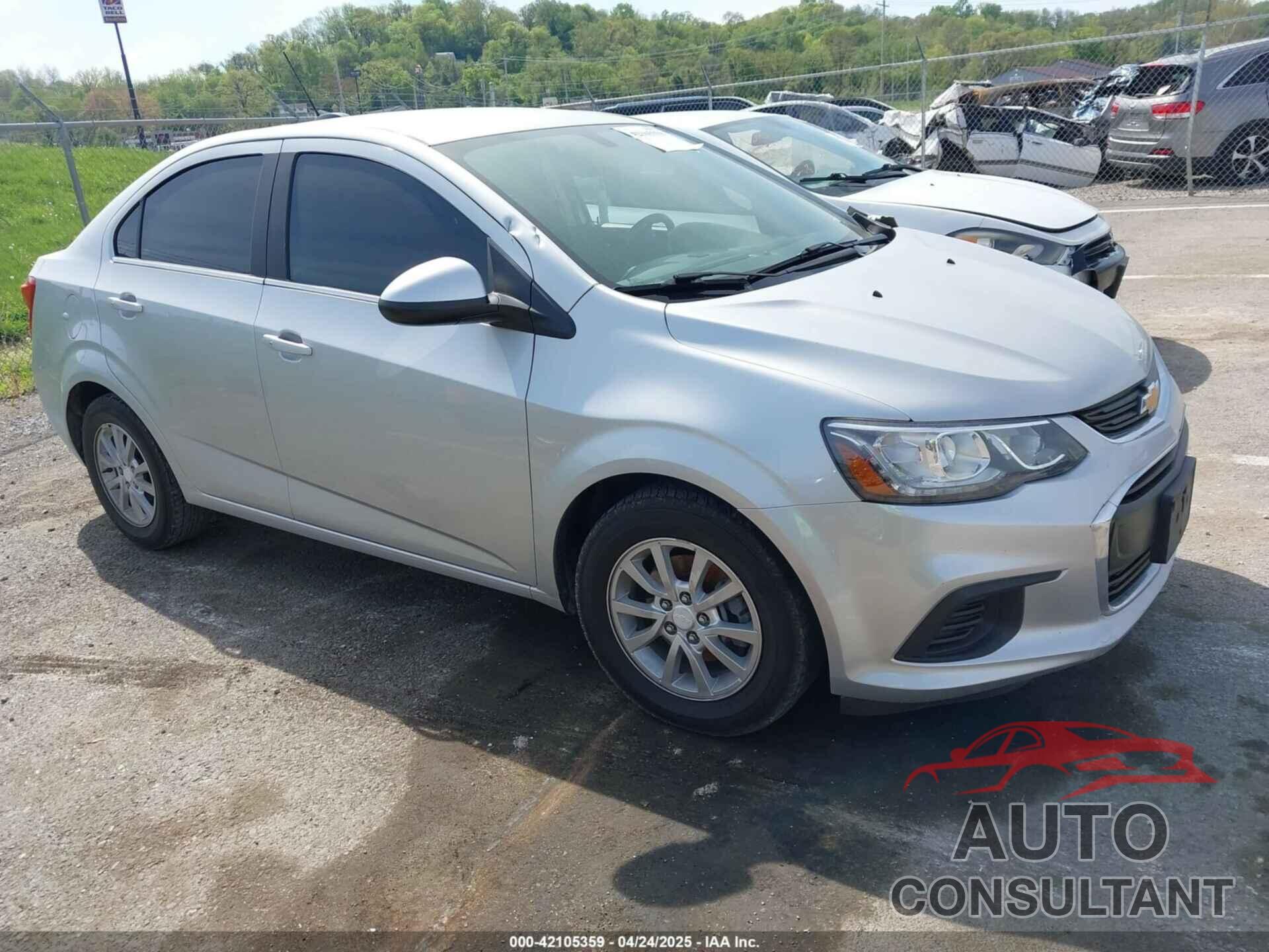 CHEVROLET SONIC 2017 - 1G1JD5SH5H4137182