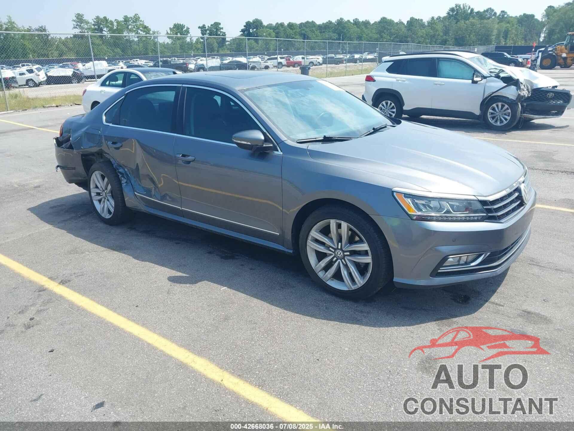 VOLKSWAGEN PASSAT 2017 - 1VWGT7A33HC058764