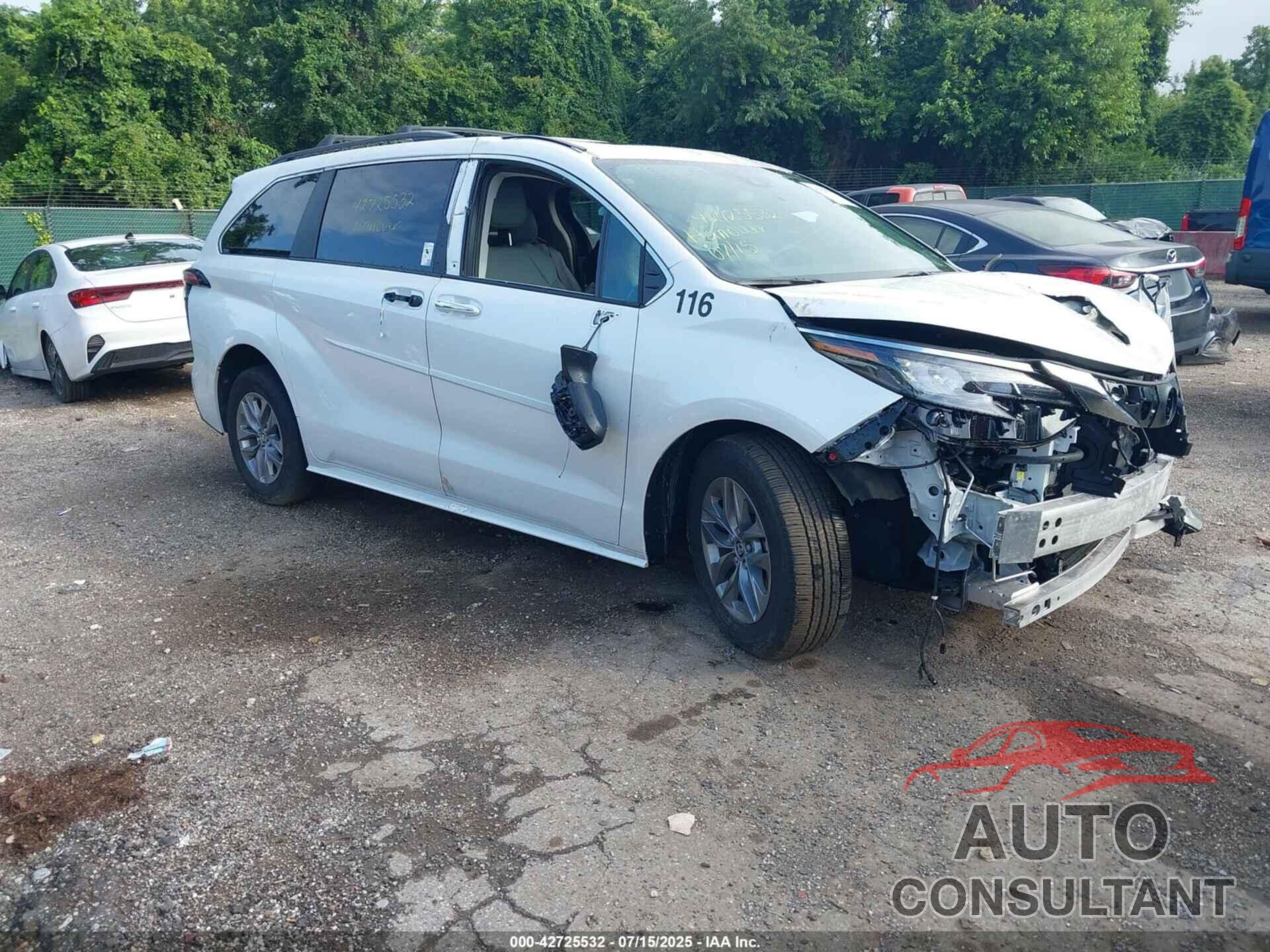 TOYOTA SIENNA 2024 - 5TDYSKFC1RS153264