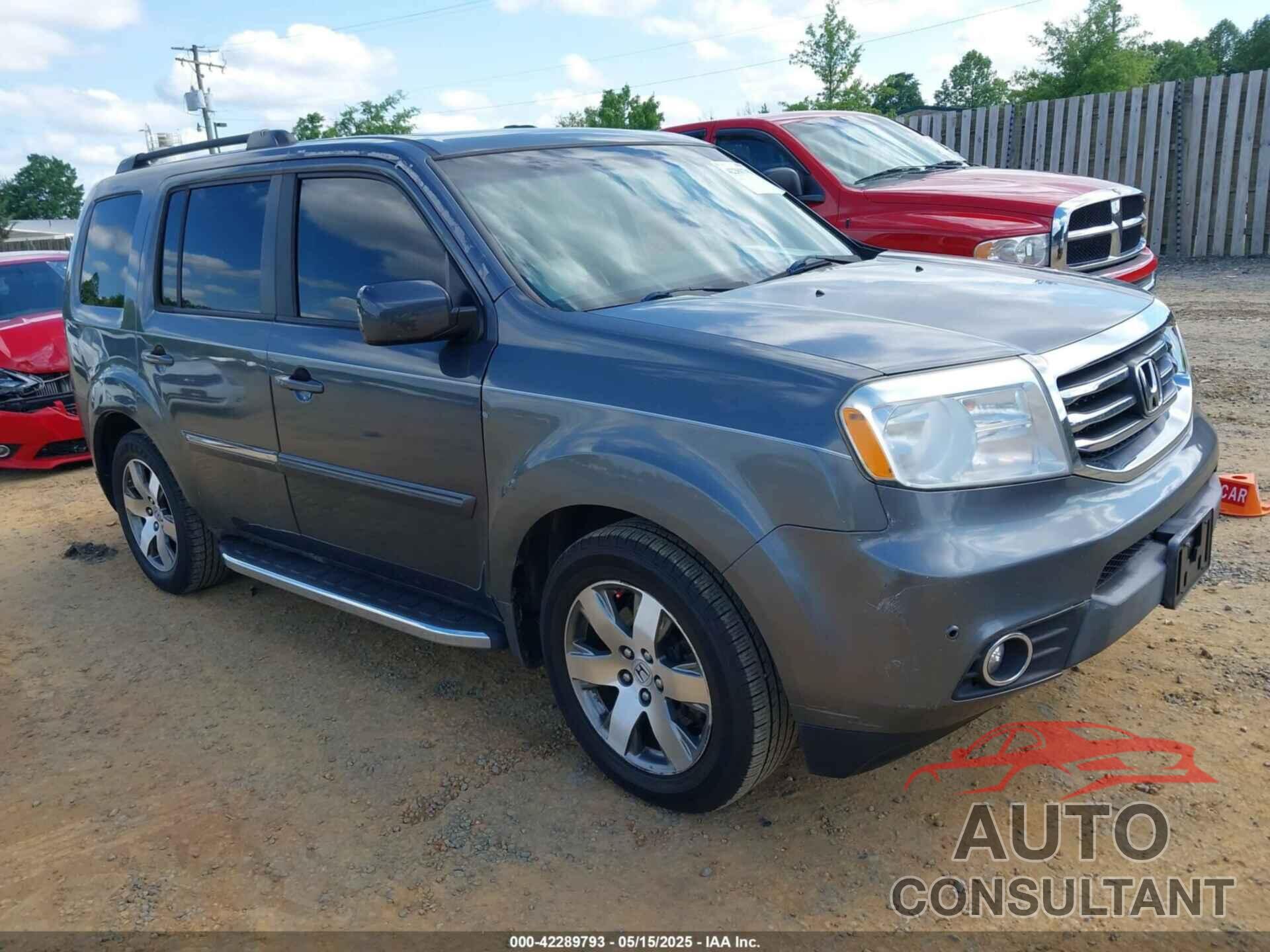 HONDA PILOT 2012 - 5FNYF4H99CB038540