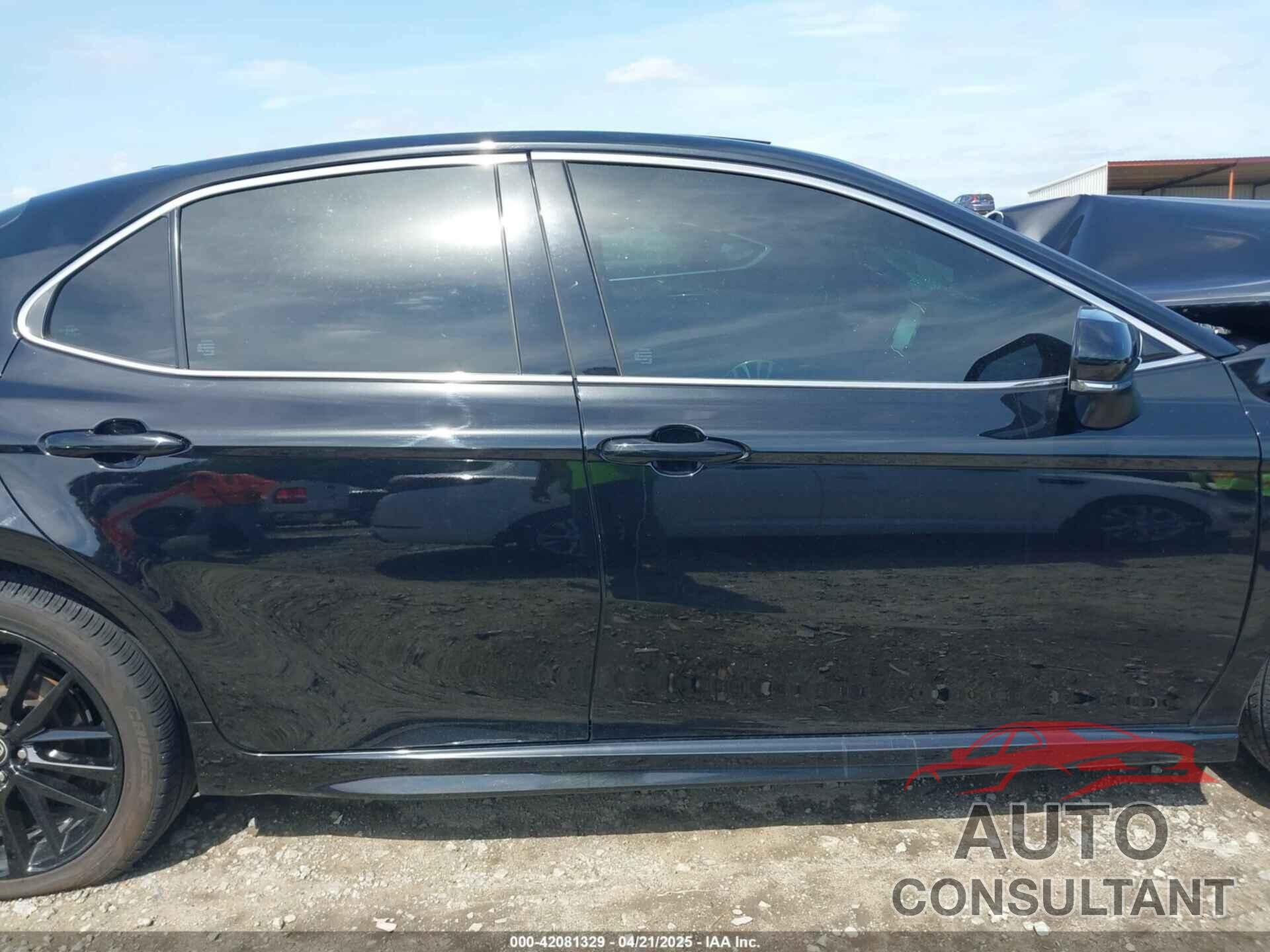 TOYOTA CAMRY 2023 - 4T1K61AK6PU730118