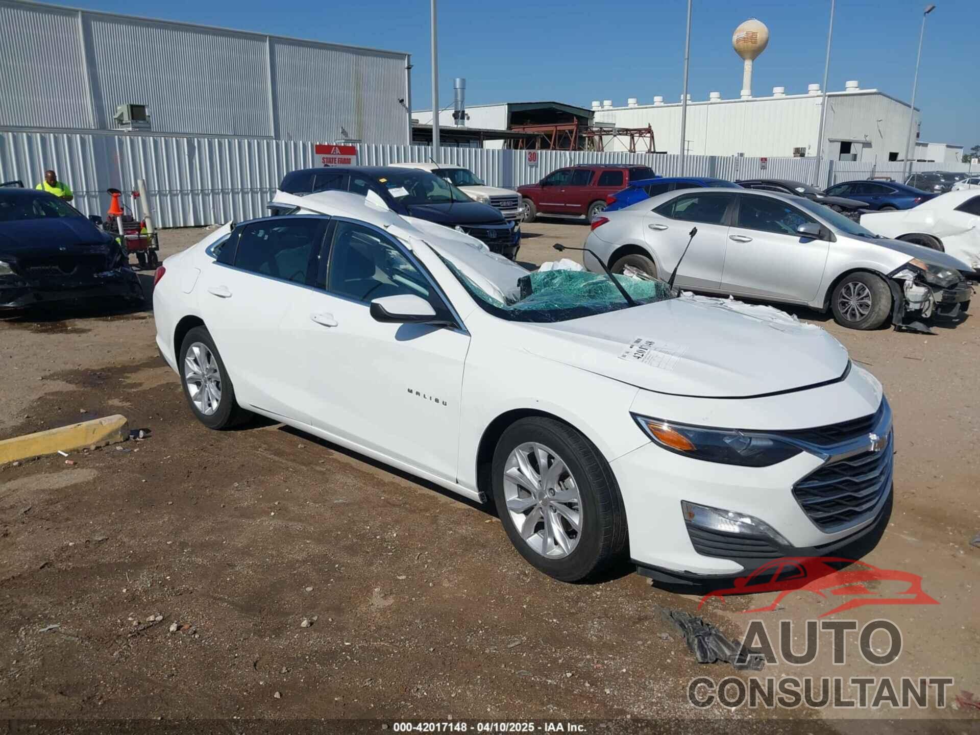 CHEVROLET MALIBU 2020 - 1G1ZD5ST7LF093870