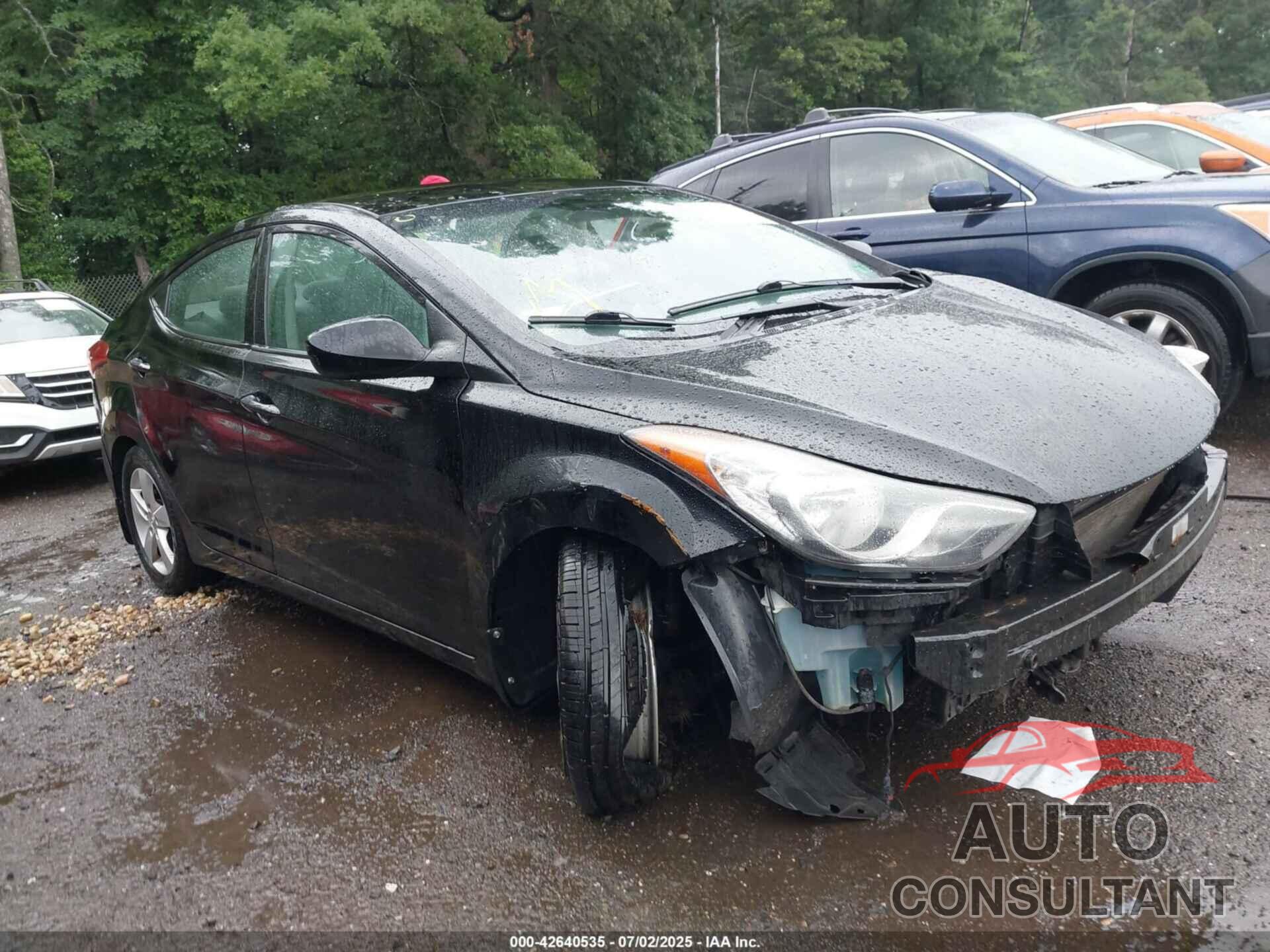 HYUNDAI ELANTRA 2013 - KMHDH4AE4DU923541