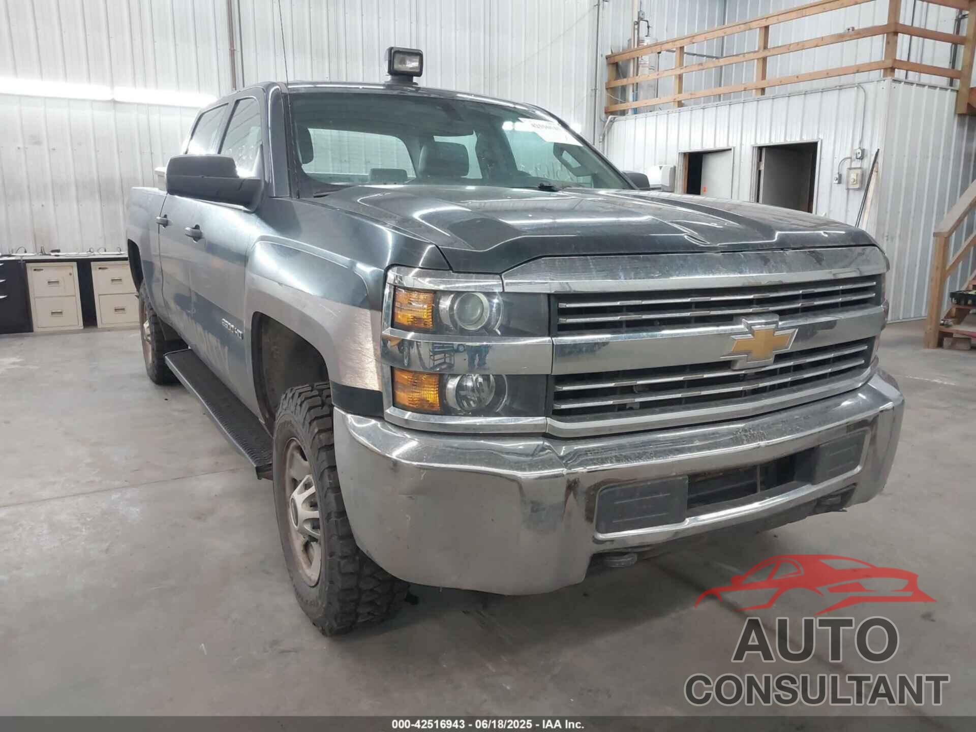 CHEVROLET SILVERADO 2500HD 2018 - 1GC1KUEG4JF260265