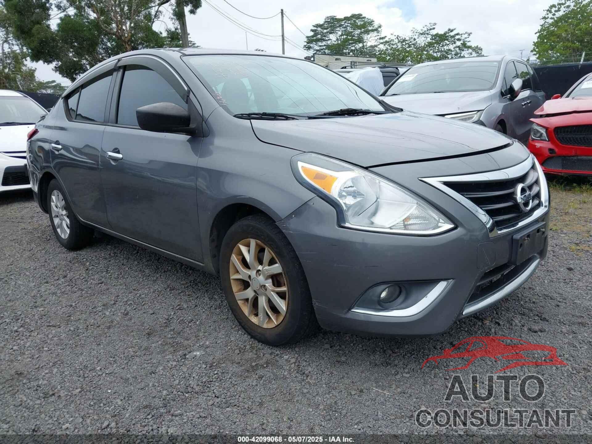NISSAN VERSA 2017 - 3N1CN7AP3HL849494