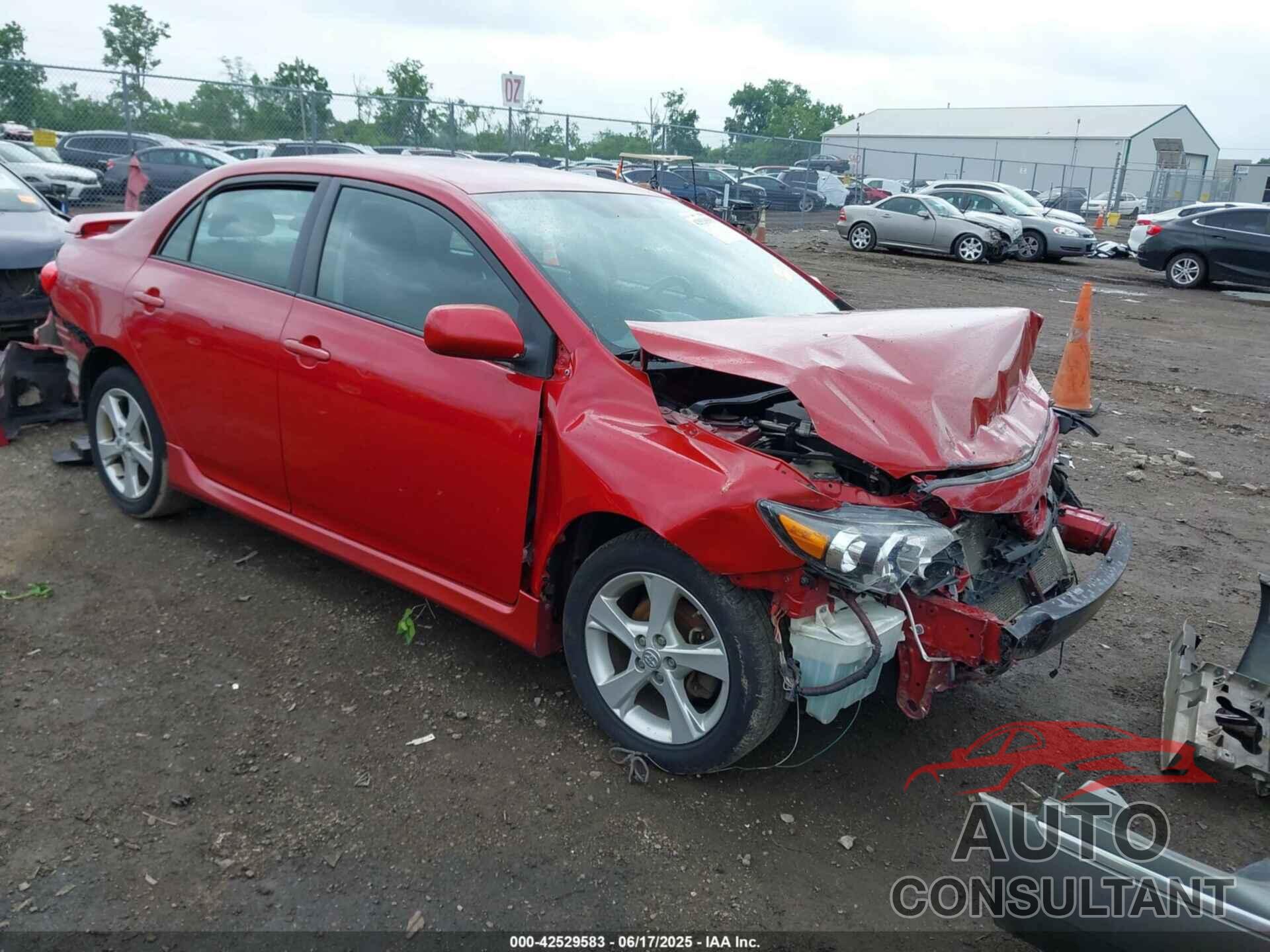 TOYOTA COROLLA 2013 - 2T1BU4EE9DC116334
