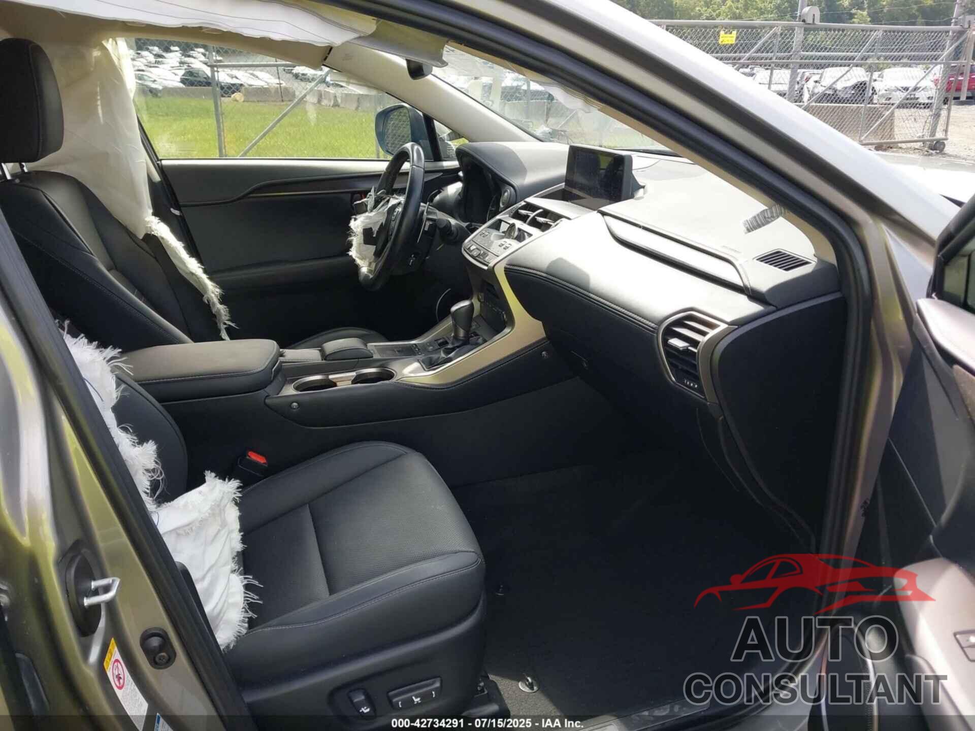 LEXUS NX 300 2020 - JTJDARDZ4L2225202