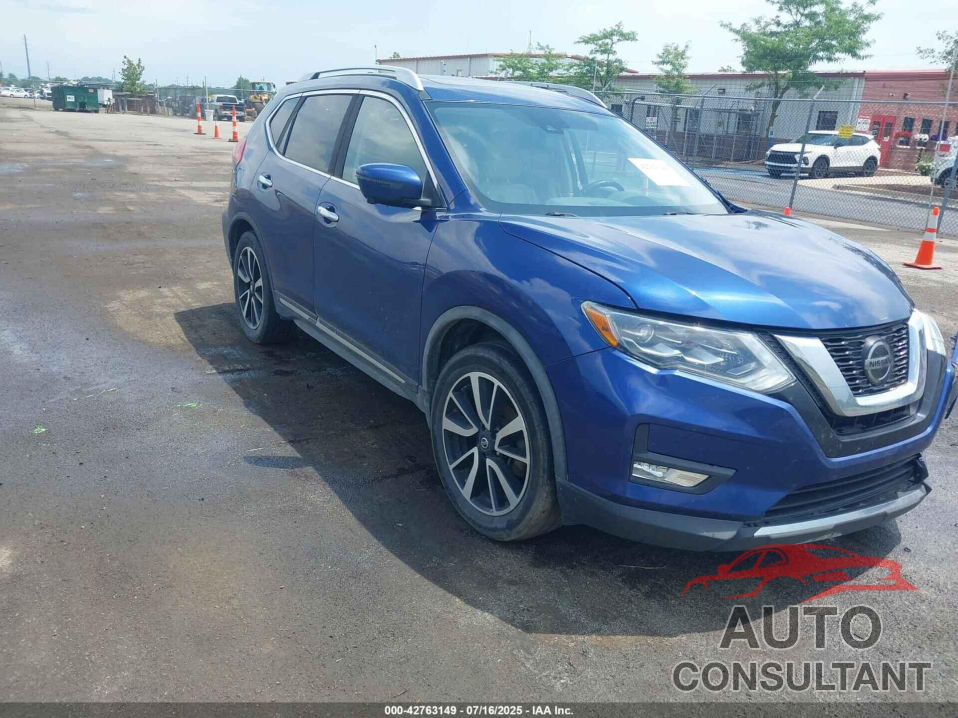 NISSAN ROGUE 2018 - JN8AT2MV1JW325255