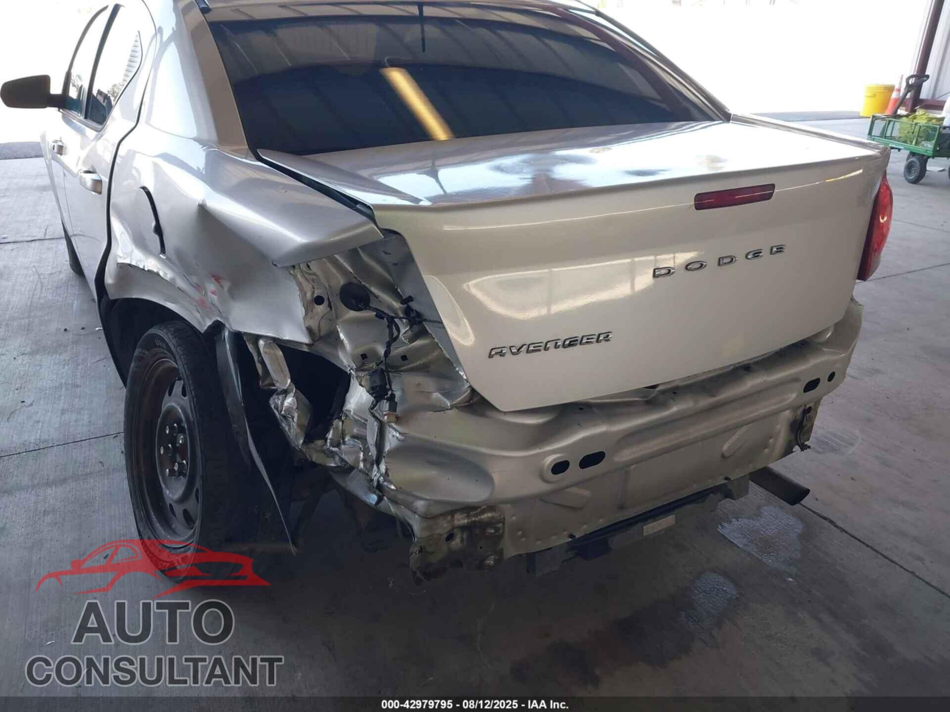 DODGE AVENGER 2011 - 1B3BD4FB7BN592016