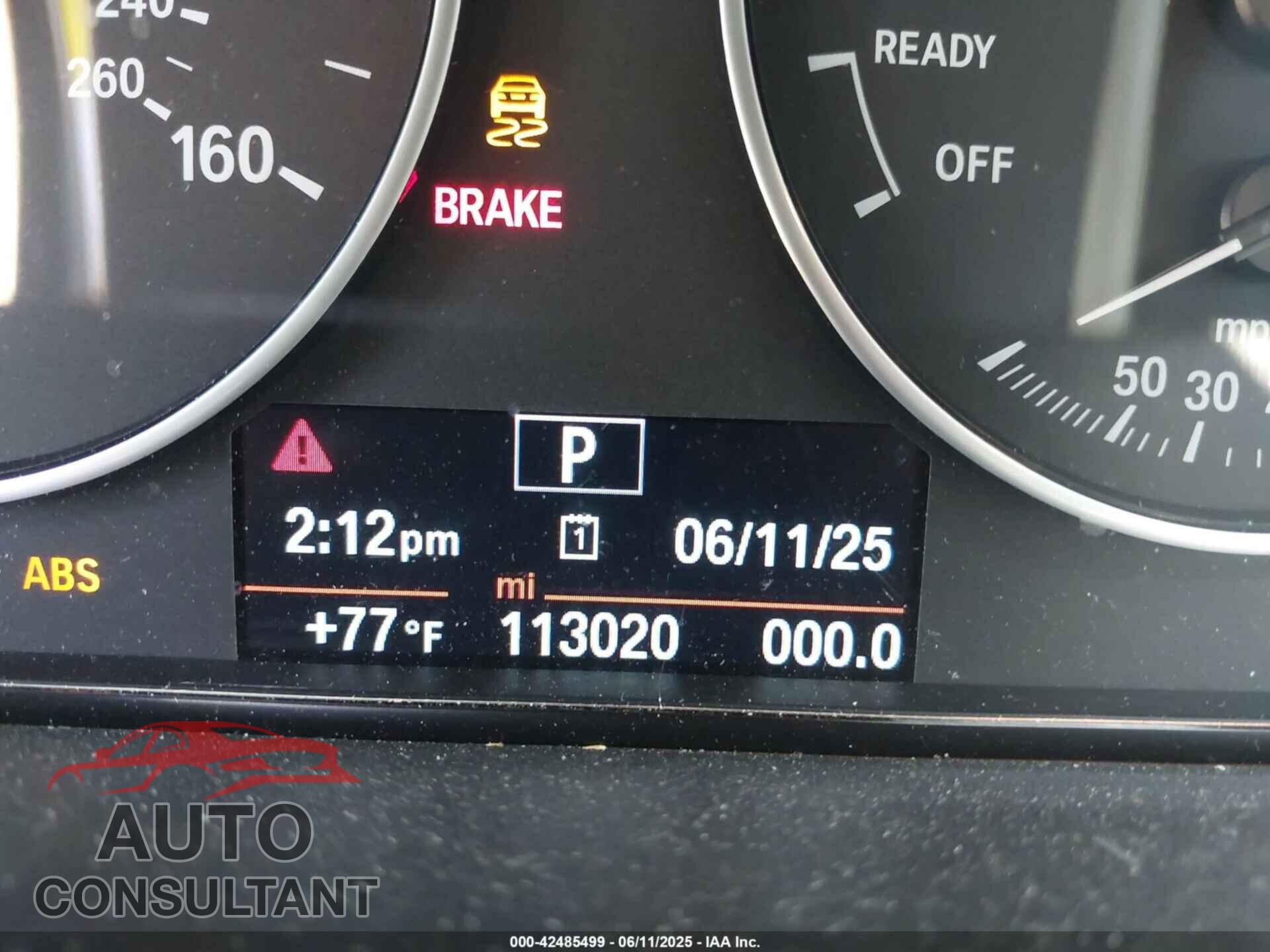 BMW 320I 2014 - WBA3C3G50ENR25862