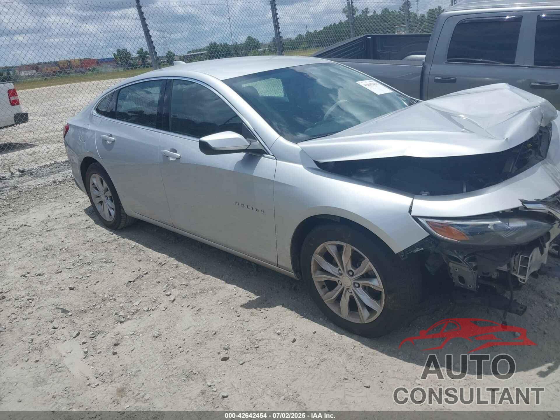 CHEVROLET MALIBU 2020 - 1G1ZD5ST0LF002888