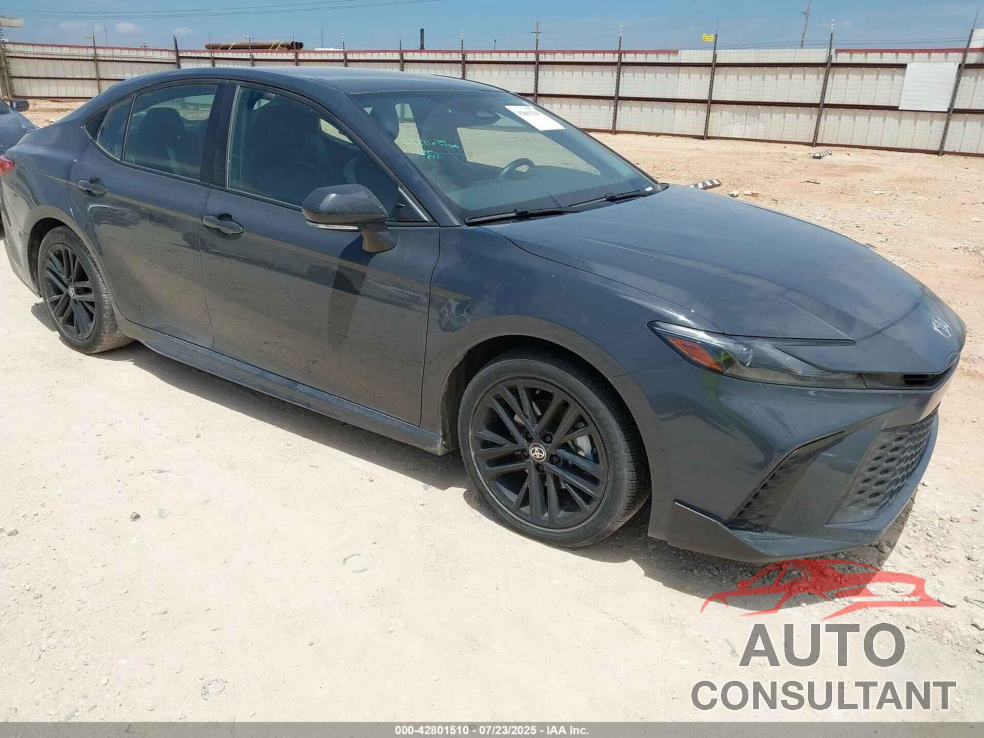 TOYOTA CAMRY 2025 - 4T1DAACK3SU526101