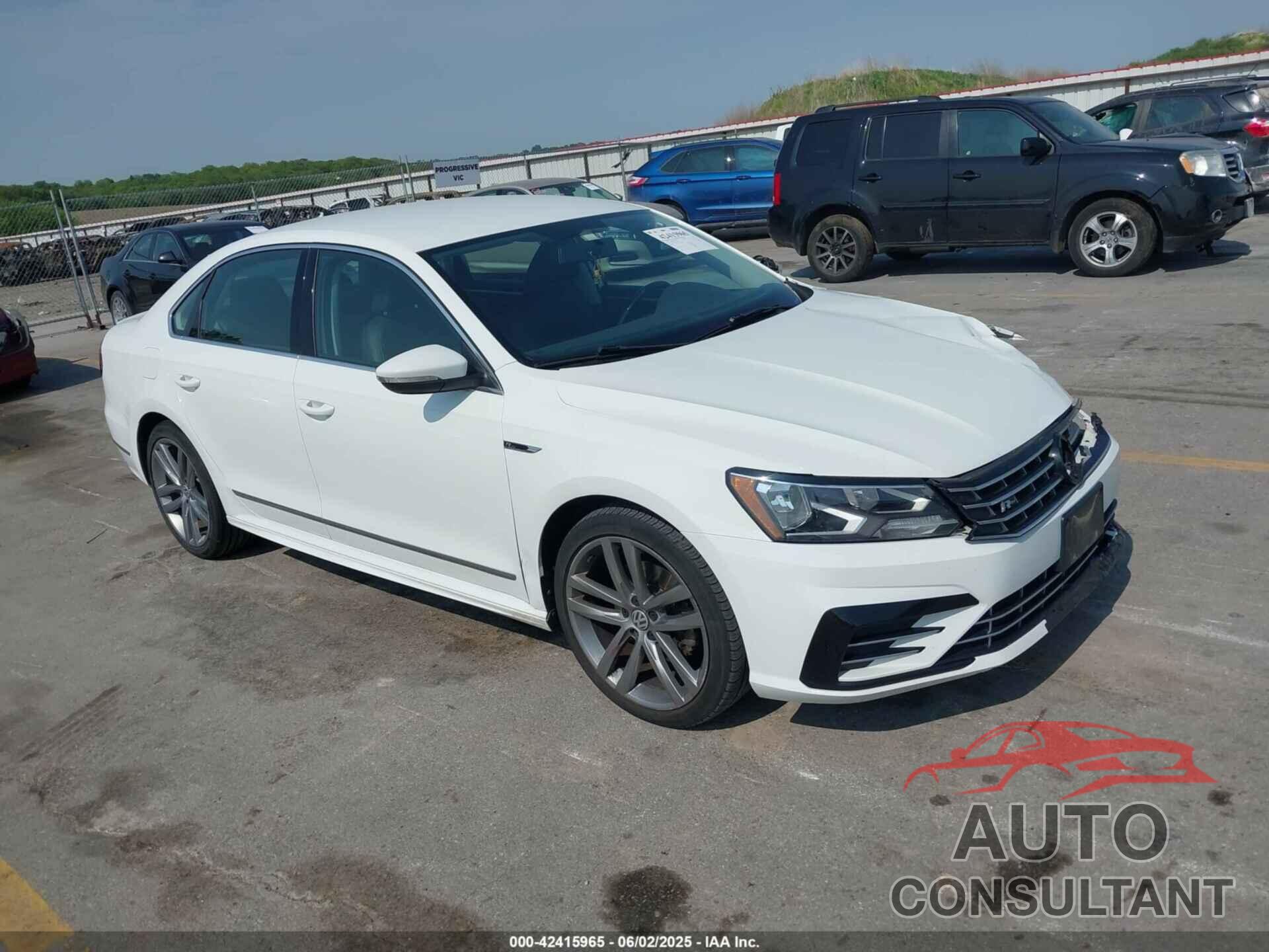VOLKSWAGEN PASSAT 2017 - 1VWDT7A31HC022087