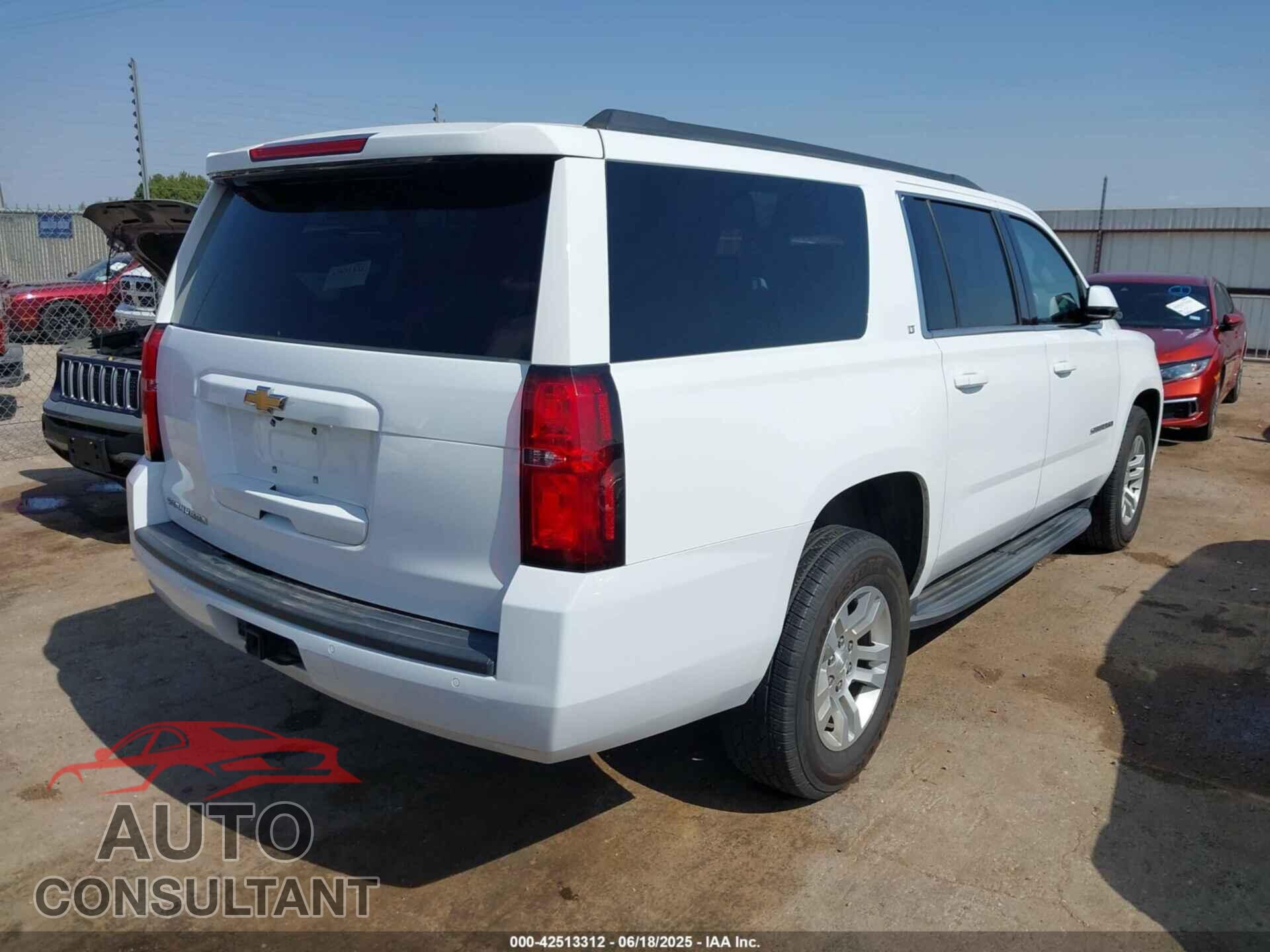 CHEVROLET SUBURBAN 2019 - 1GNSCHKC3KR347317