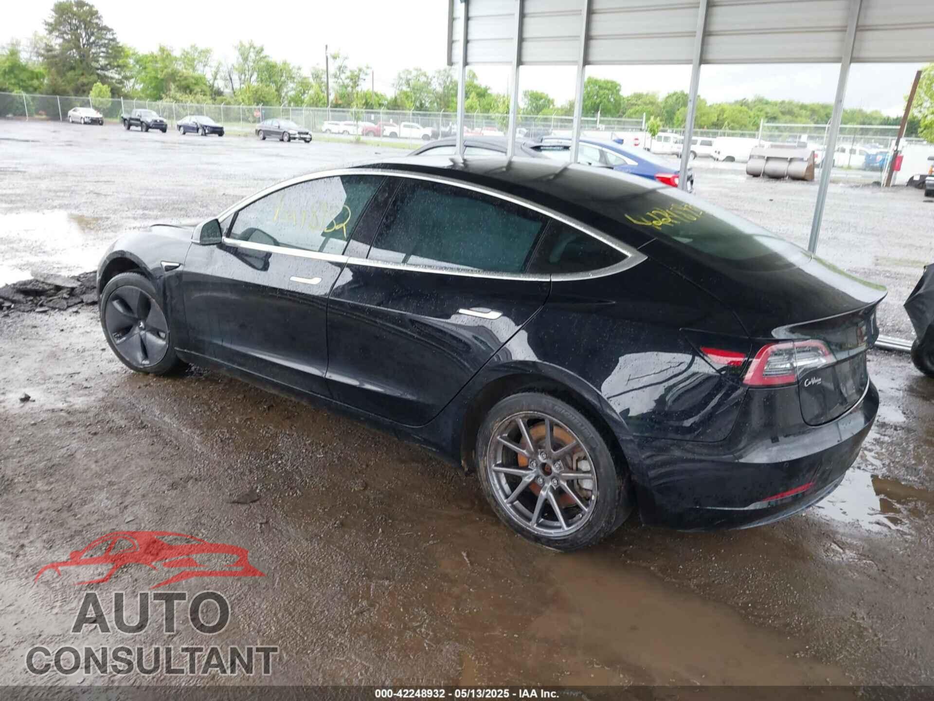 TESLA MODEL 3 2018 - 5YJ3E1EA7JF122976