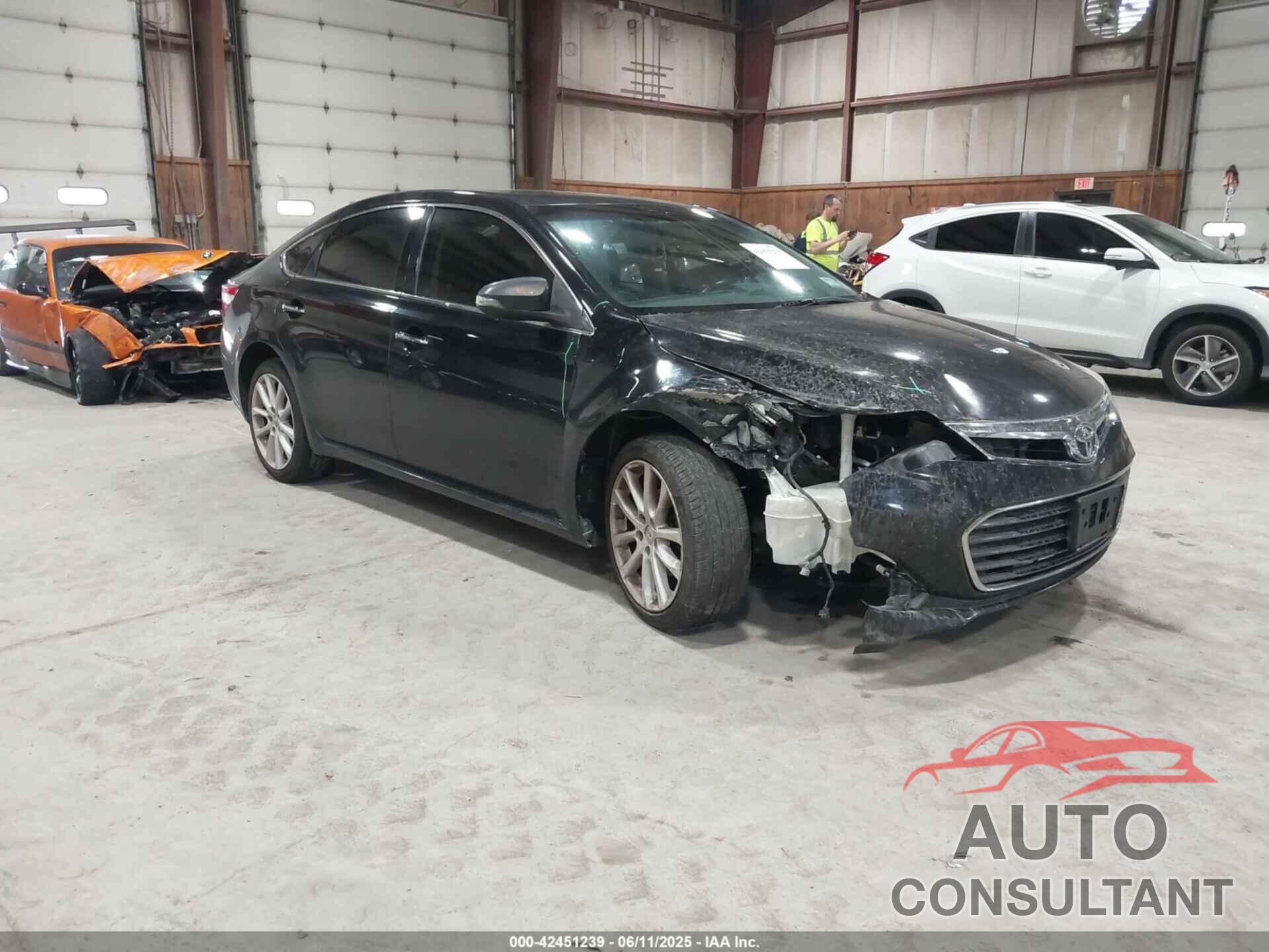 TOYOTA AVALON 2014 - 4T1BK1EB2EU100020