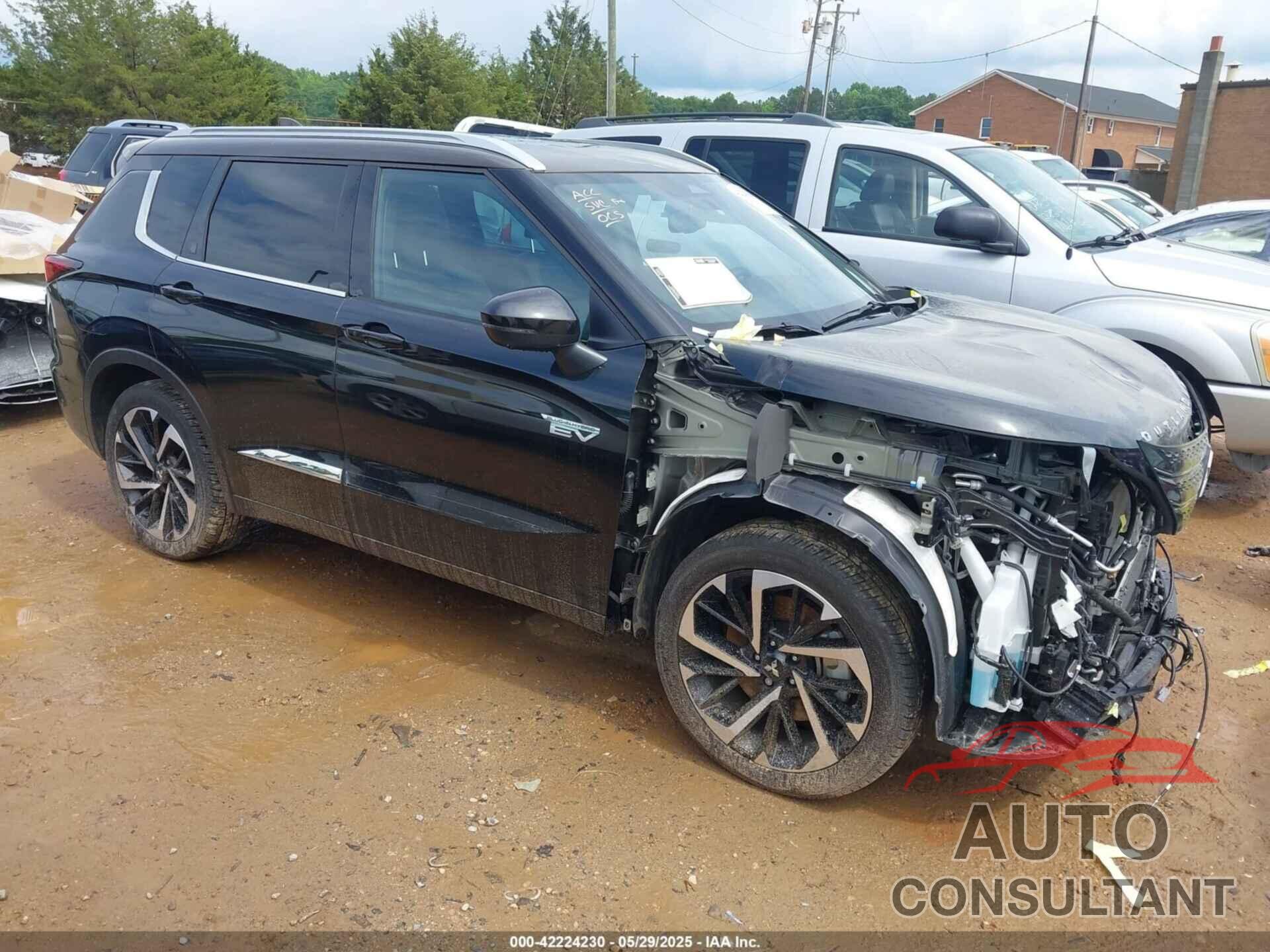 MITSUBISHI OUTLANDER 2023 - JA4T5VA90PZ034013