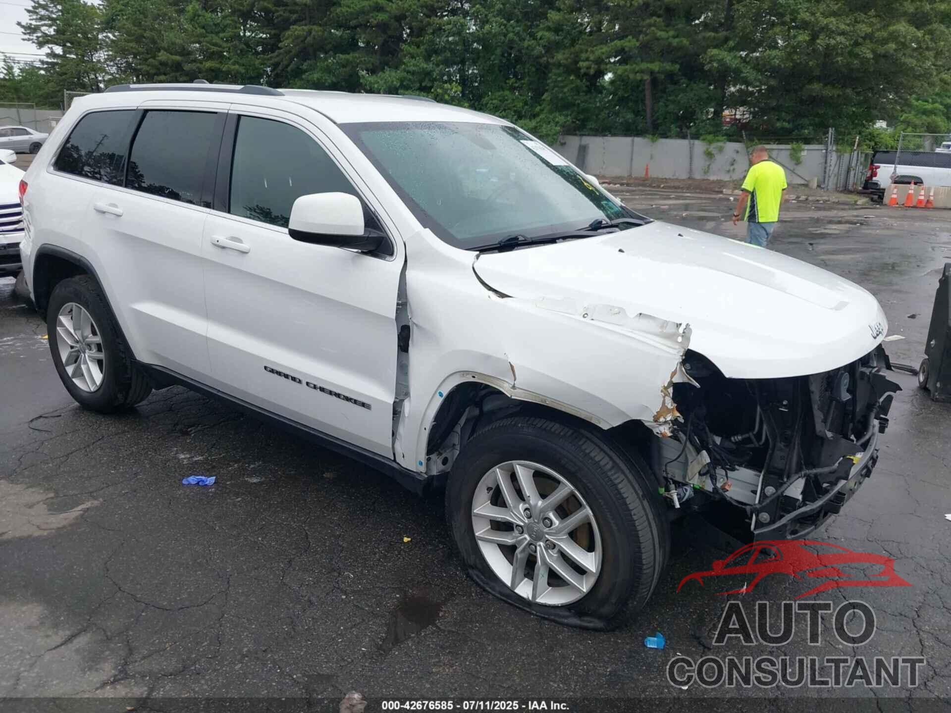 JEEP GRAND CHEROKEE 2018 - 1C4RJFAG8JC240741