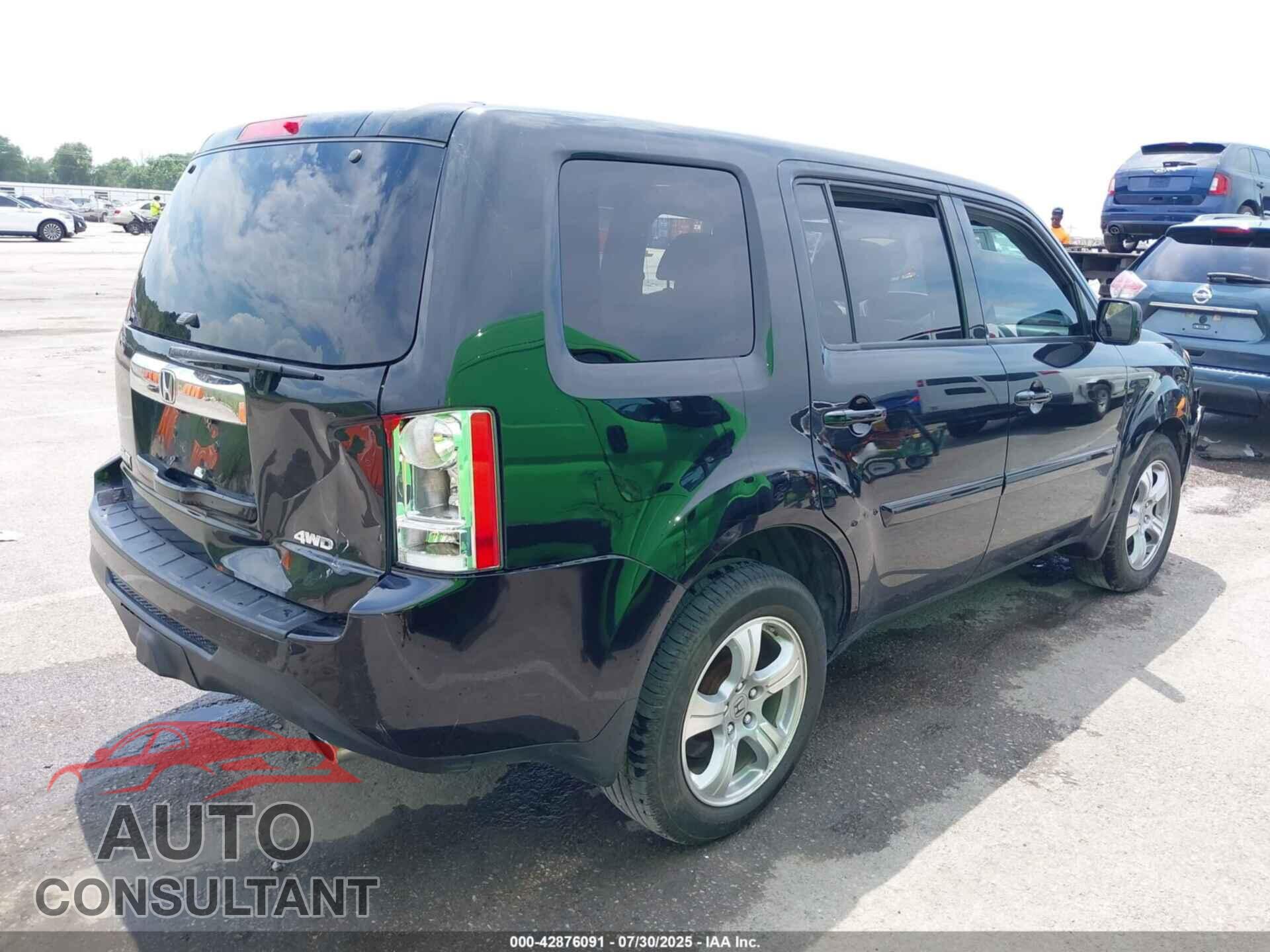 HONDA PILOT 2013 - 5FNYF4H50DB056830