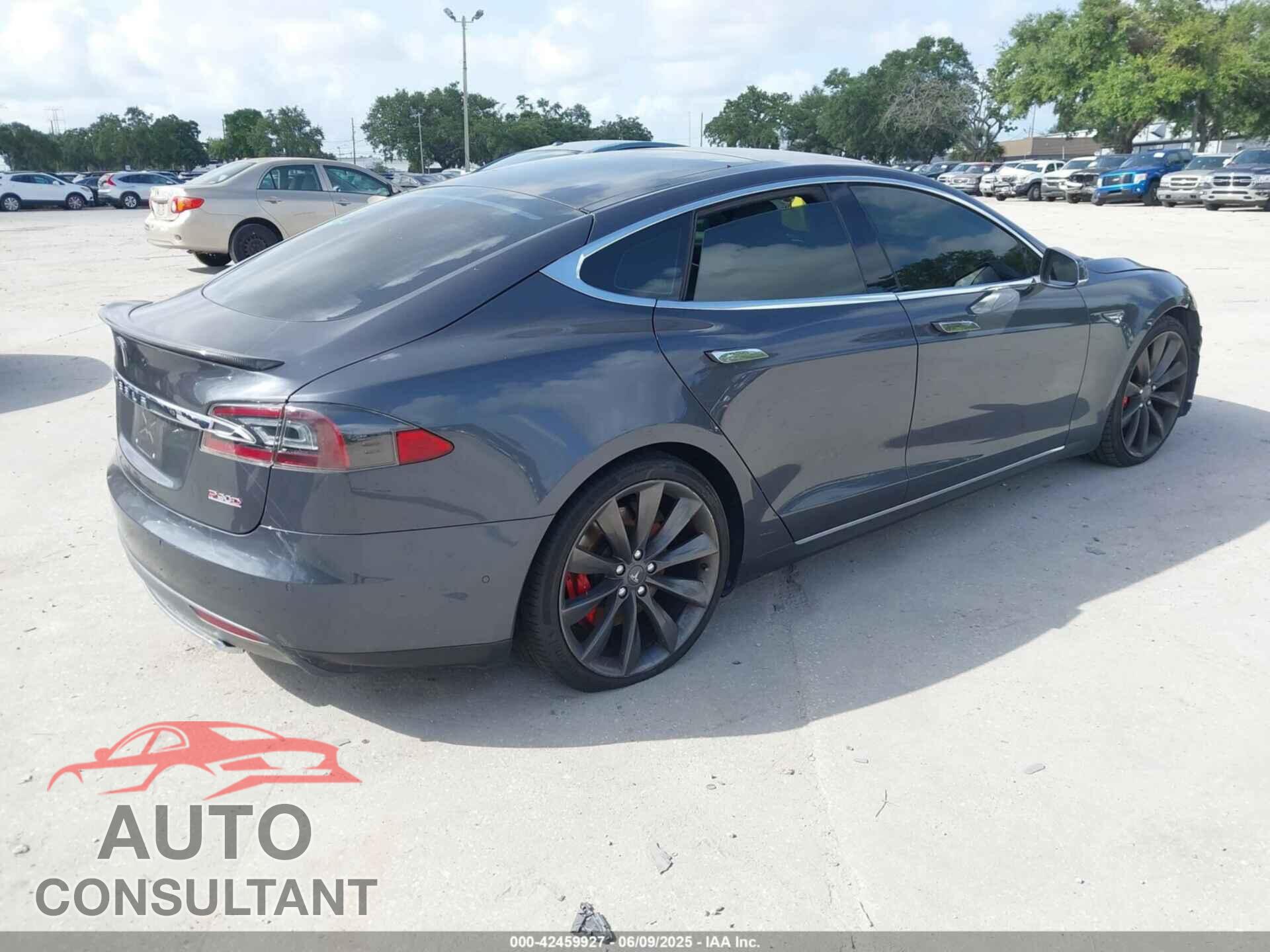 TESLA MODEL S 2015 - 5YJSA1E47FF102106