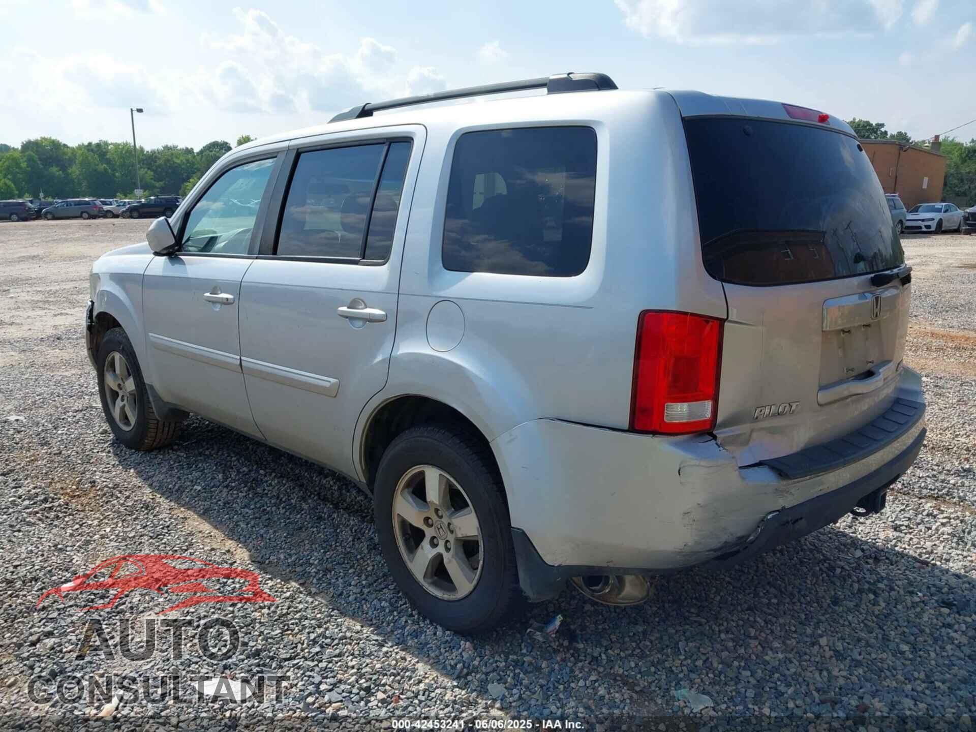 HONDA PILOT 2010 - 5FNYF4H42AB024335