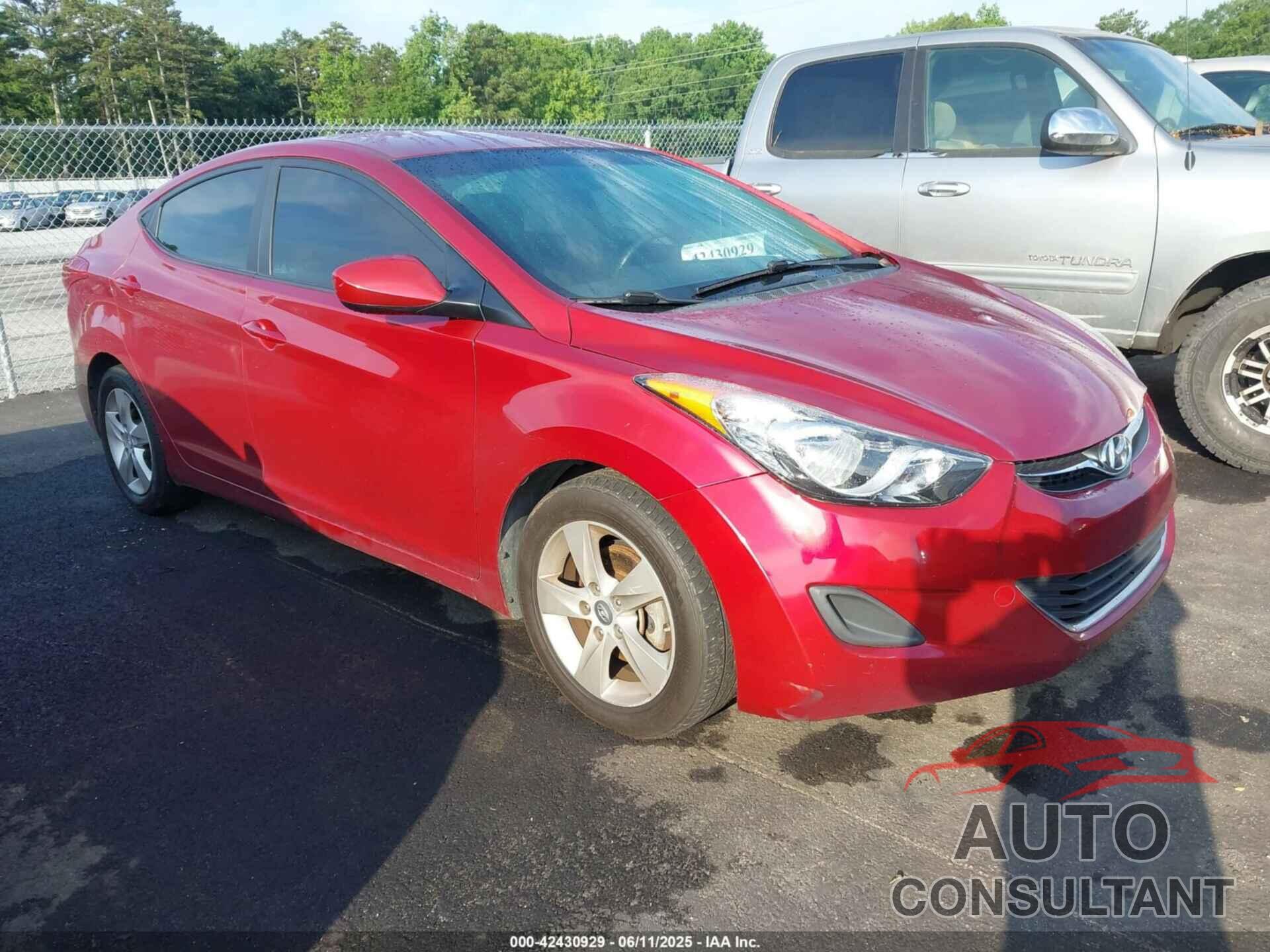 HYUNDAI ELANTRA 2013 - 5NPDH4AE4DH424463