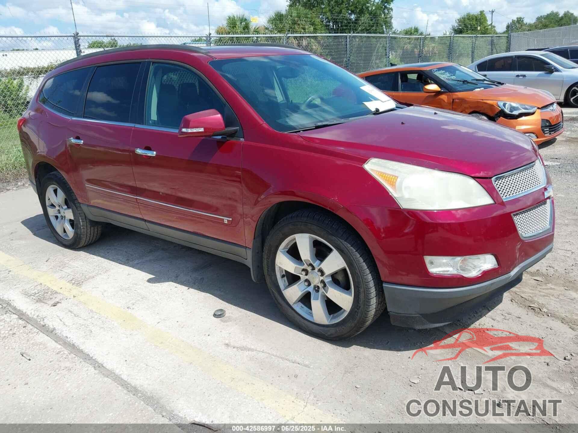 CHEVROLET TRAVERSE 2010 - 1GNLRHED3AJ193289