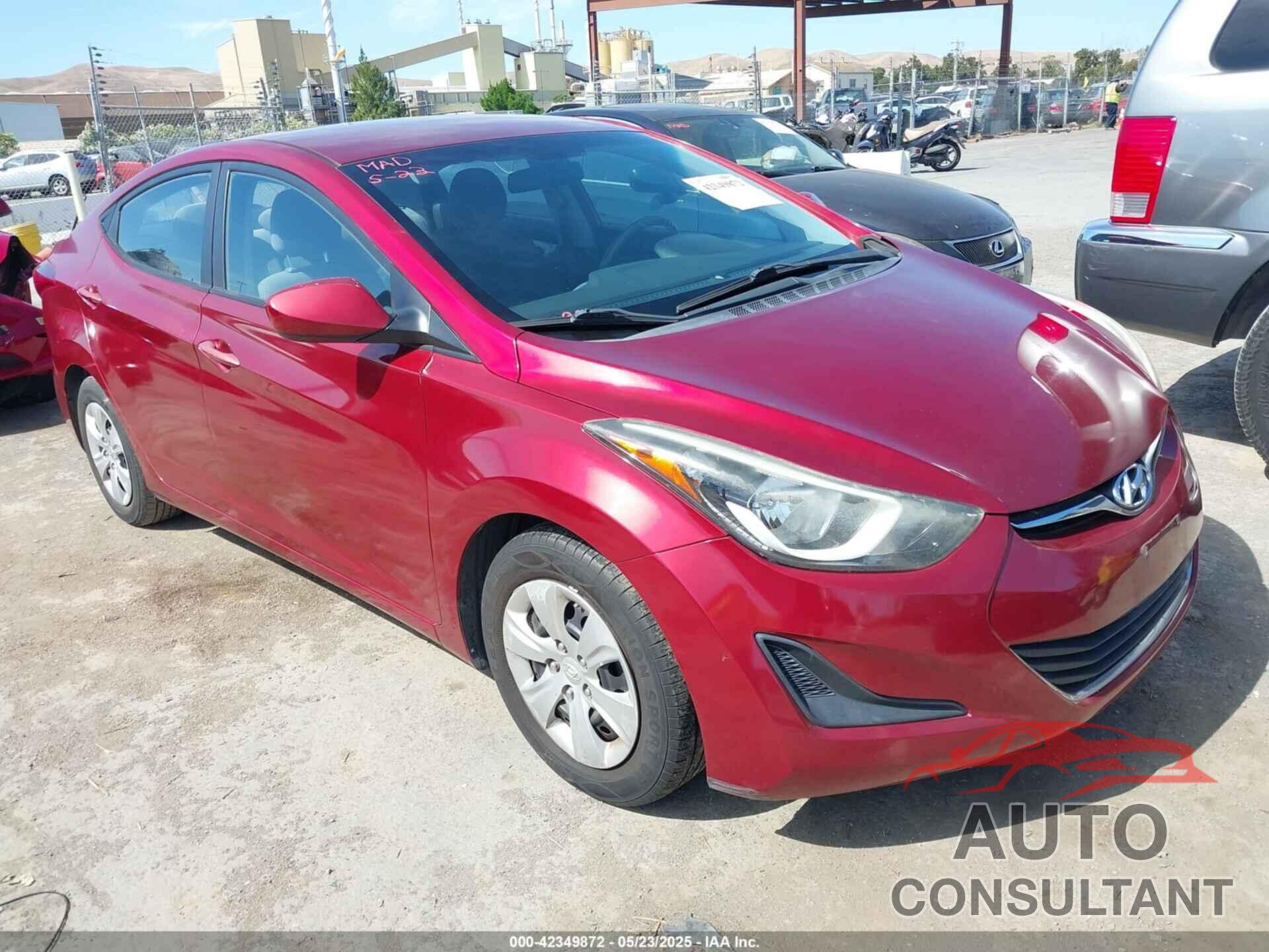HYUNDAI ELANTRA 2016 - 5NPDH4AE5GH709421