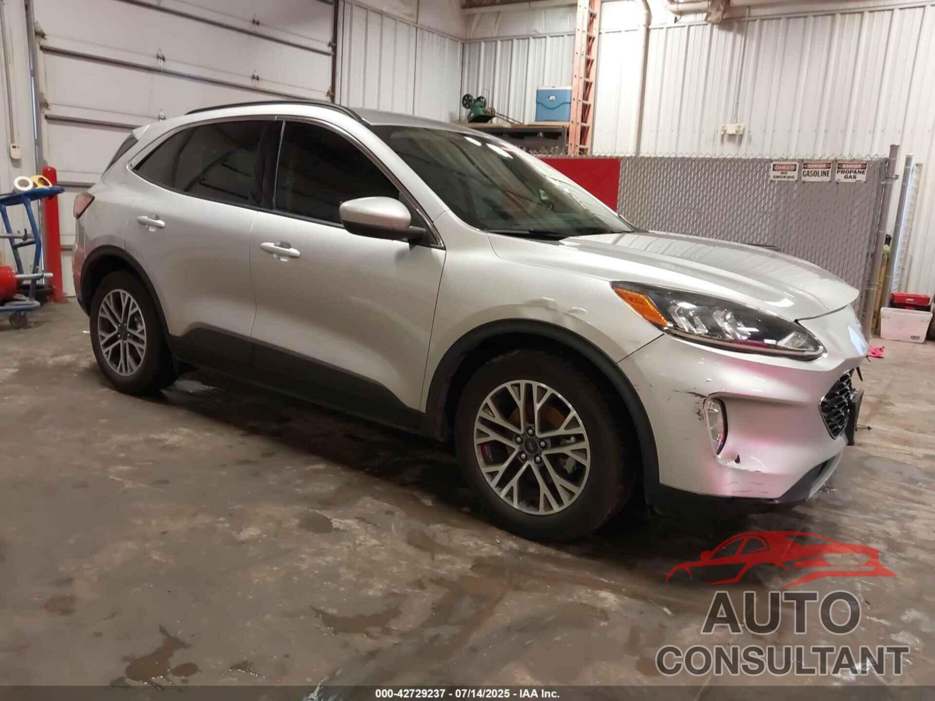 FORD ESCAPE 2020 - 1FMCU0H69LUA54416
