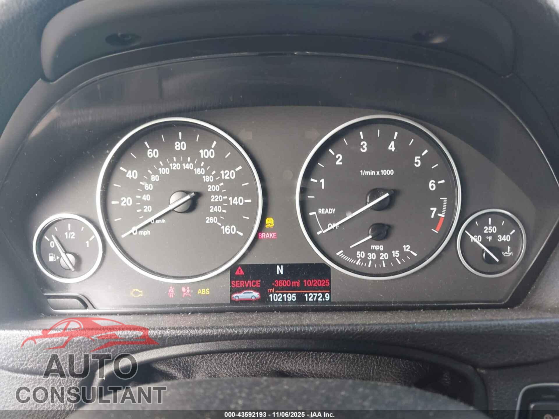 BMW 320I 2015 - WBA3C3C58FP664119