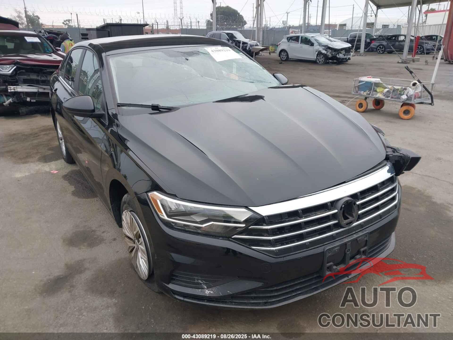 VOLKSWAGEN JETTA 2019 - 3VWC57BU4KM090127