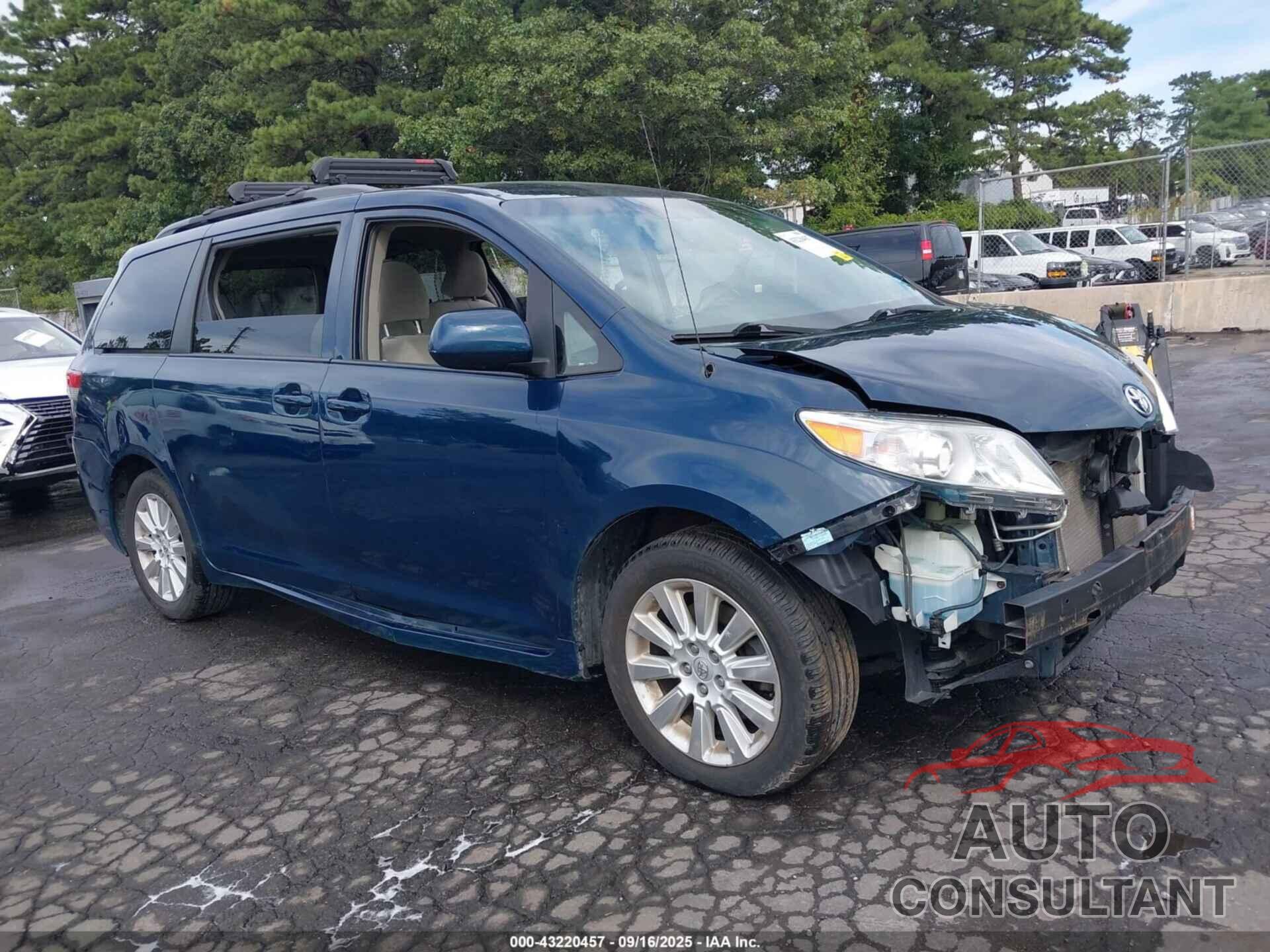 TOYOTA SIENNA 2012 - 5TDJK3DC1CS042991