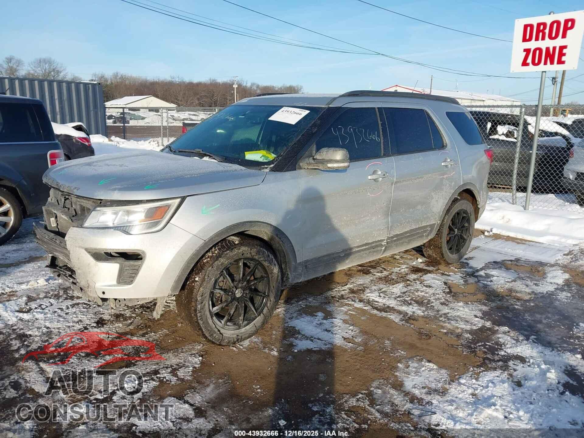 FORD EXPLORER 2018 - 1FM5K7D82JGB44534