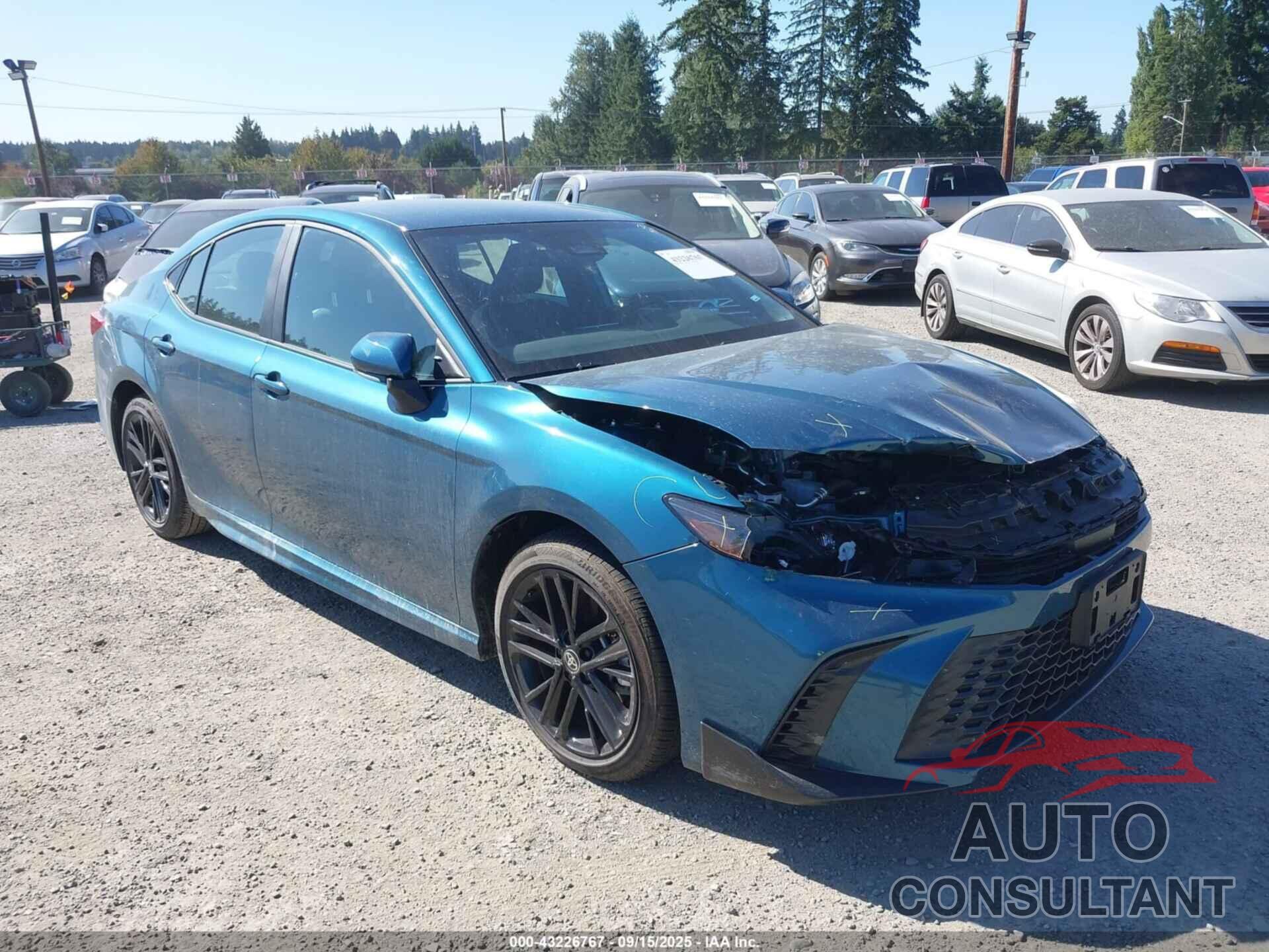 TOYOTA CAMRY 2025 - 4T1DAACK2SU161006
